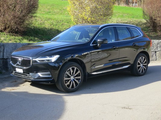 VOLVO XC60 T8 eAWD Polestar