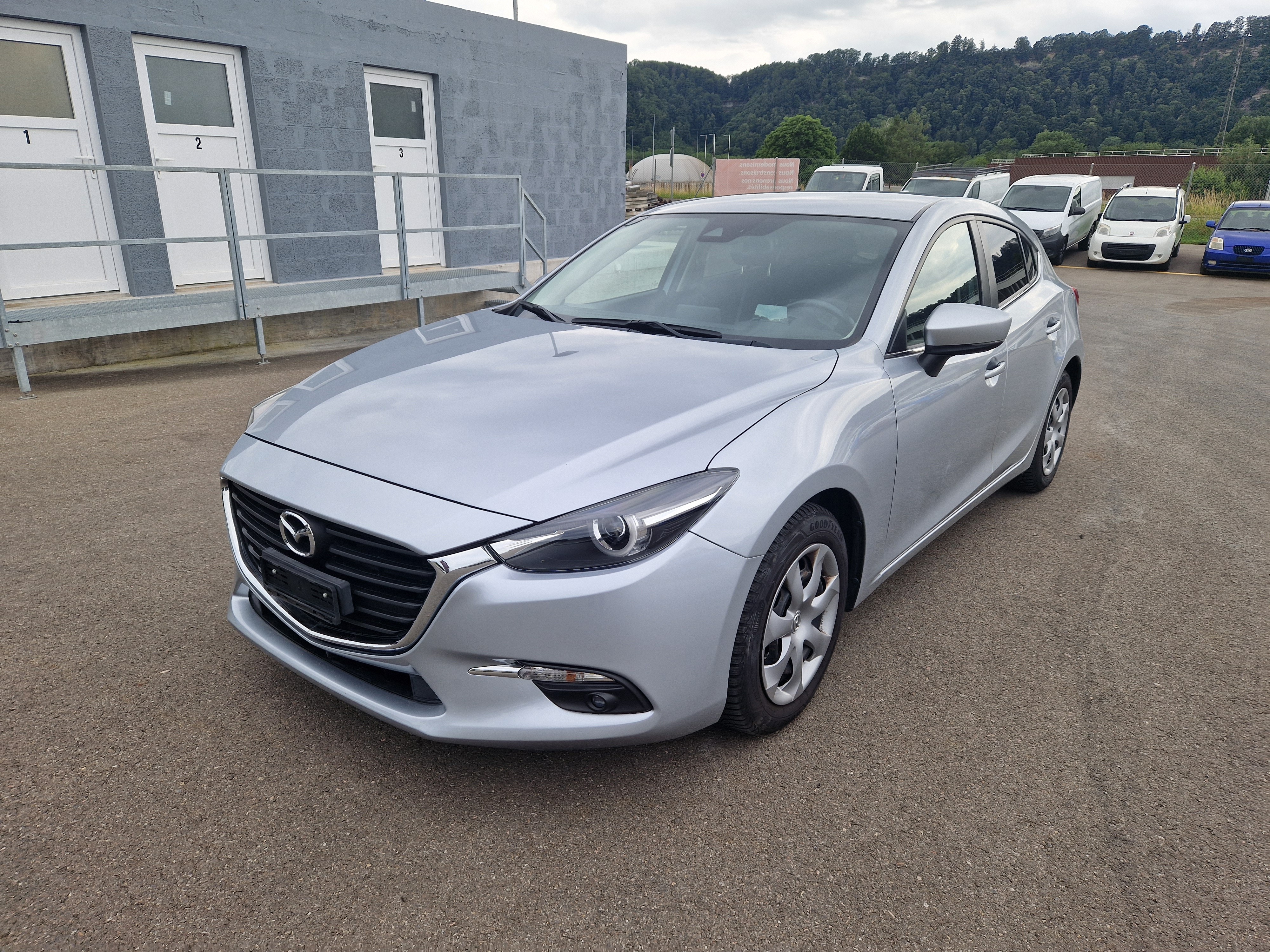 MAZDA 3 SKYACTIV-G 100 Ambition