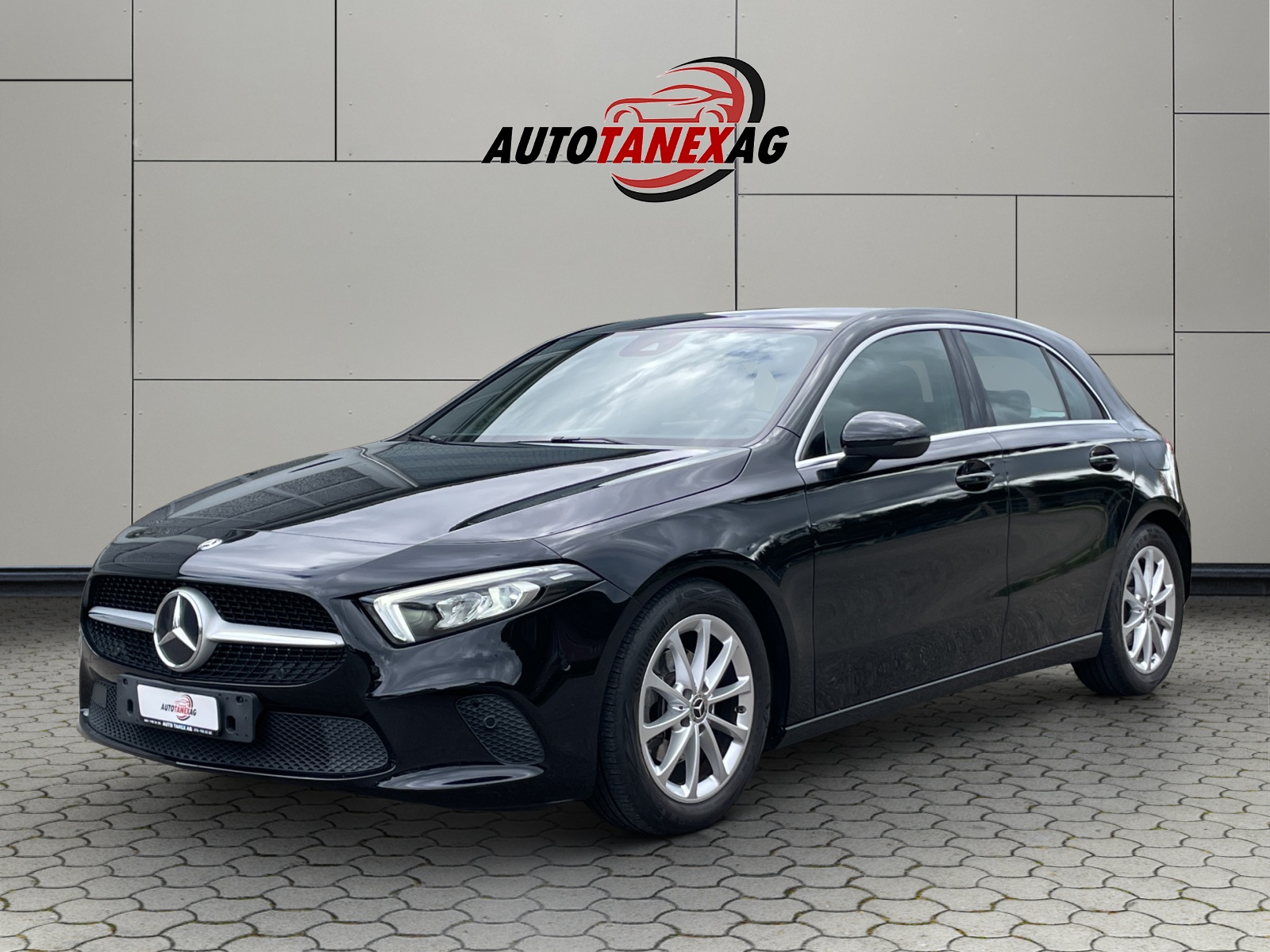 MERCEDES-BENZ A 180 d