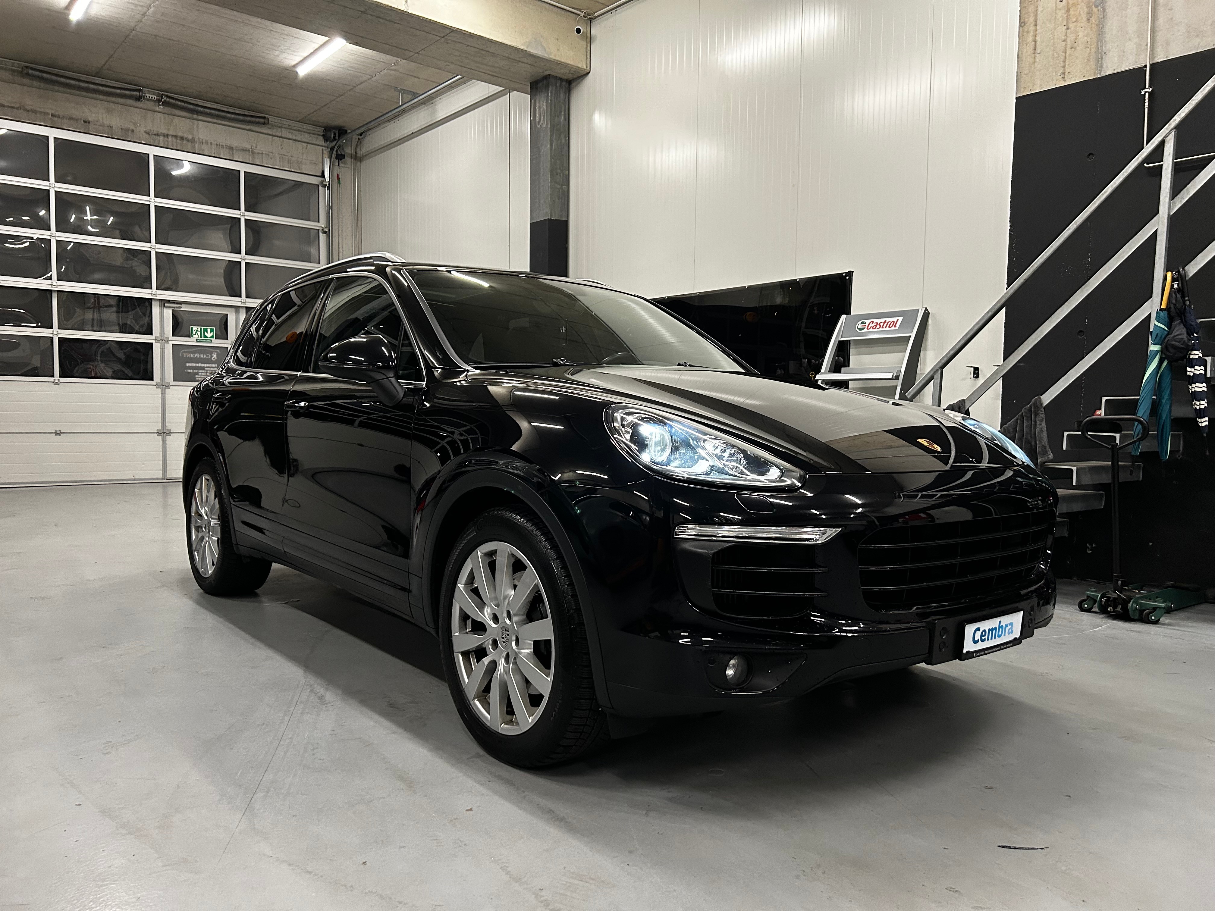 PORSCHE CAYENNE