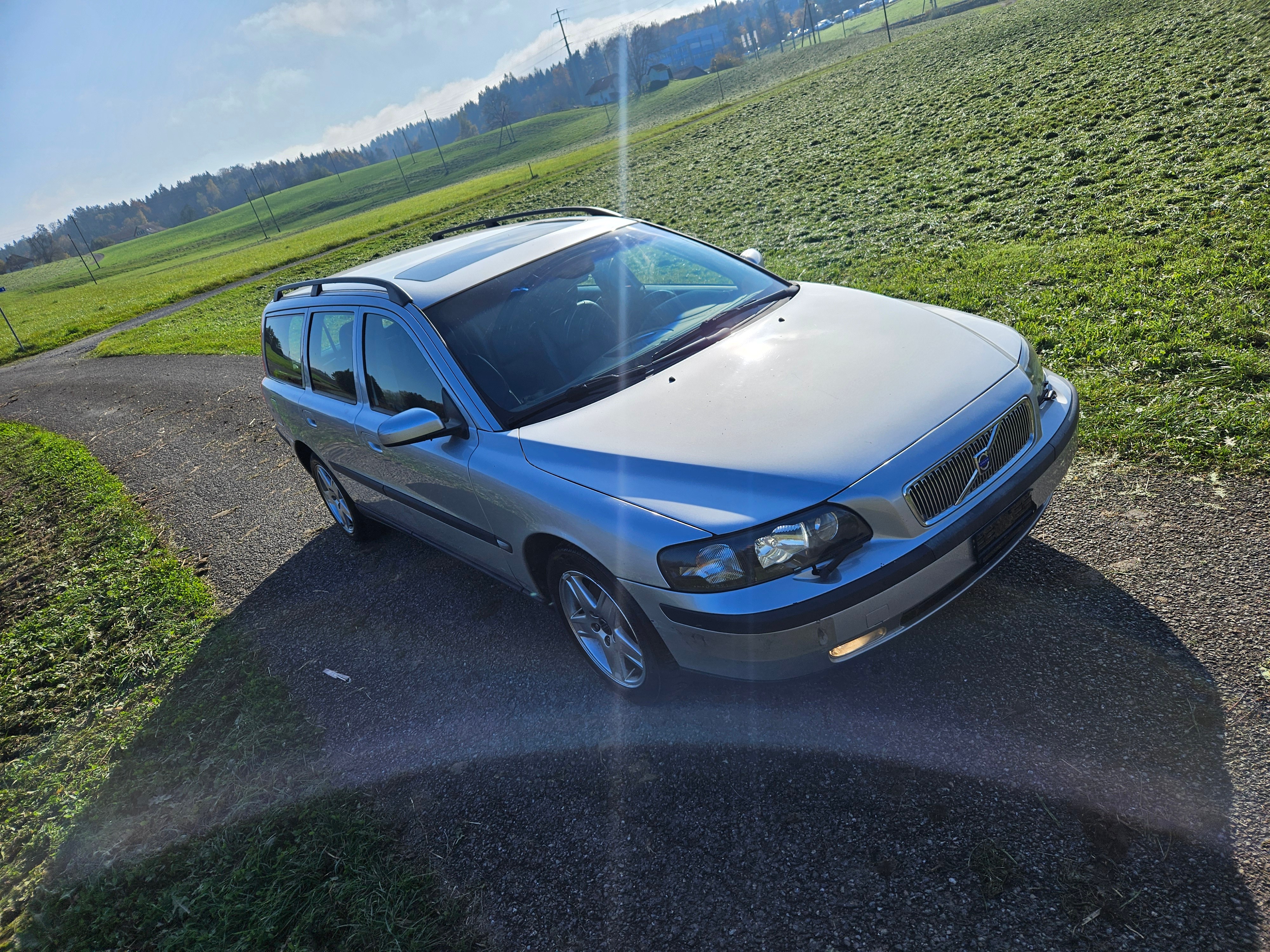 VOLVO V70 2.5T AWD