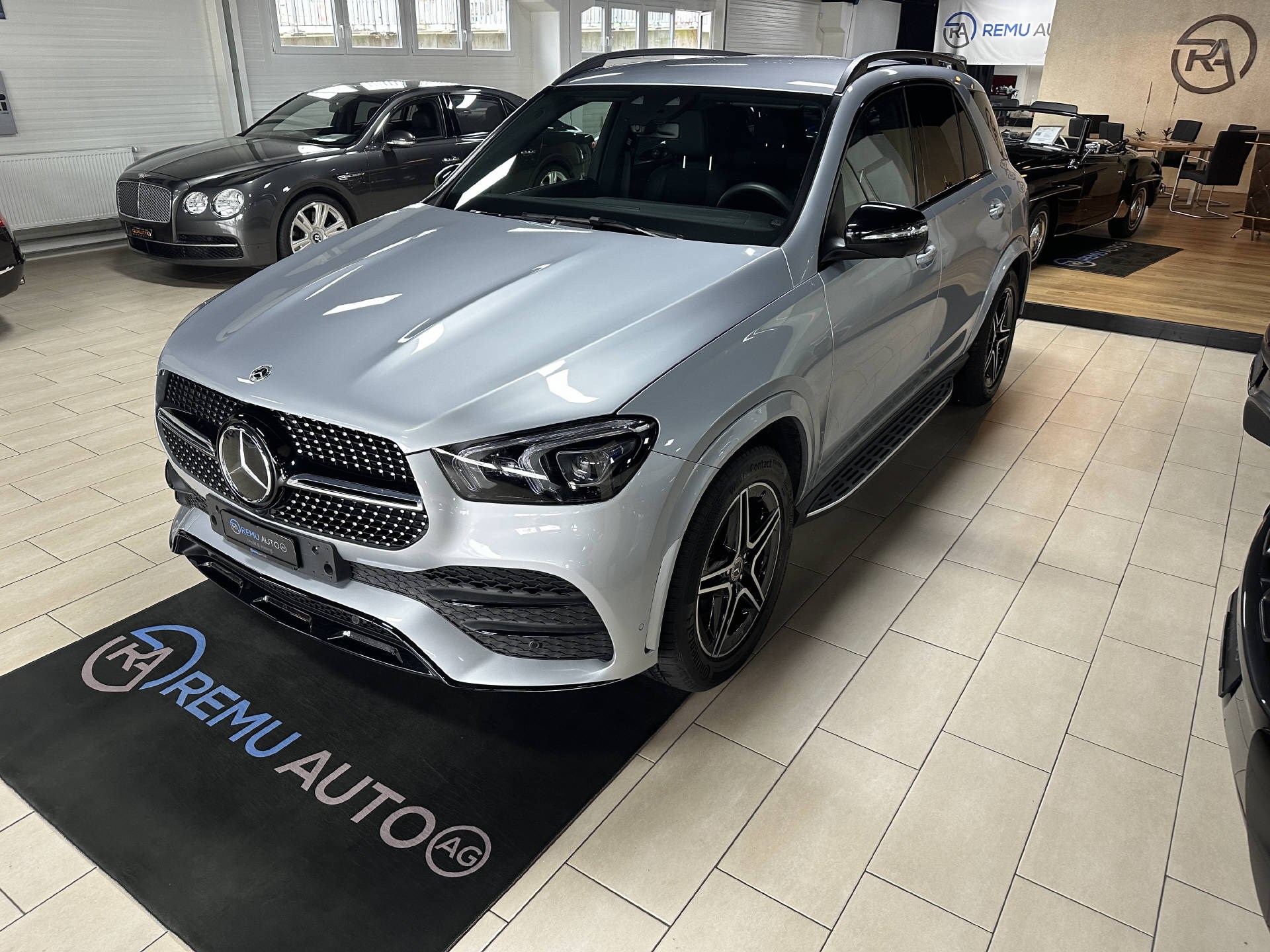 MERCEDES-BENZ GLE 450 AMG Line 4matic