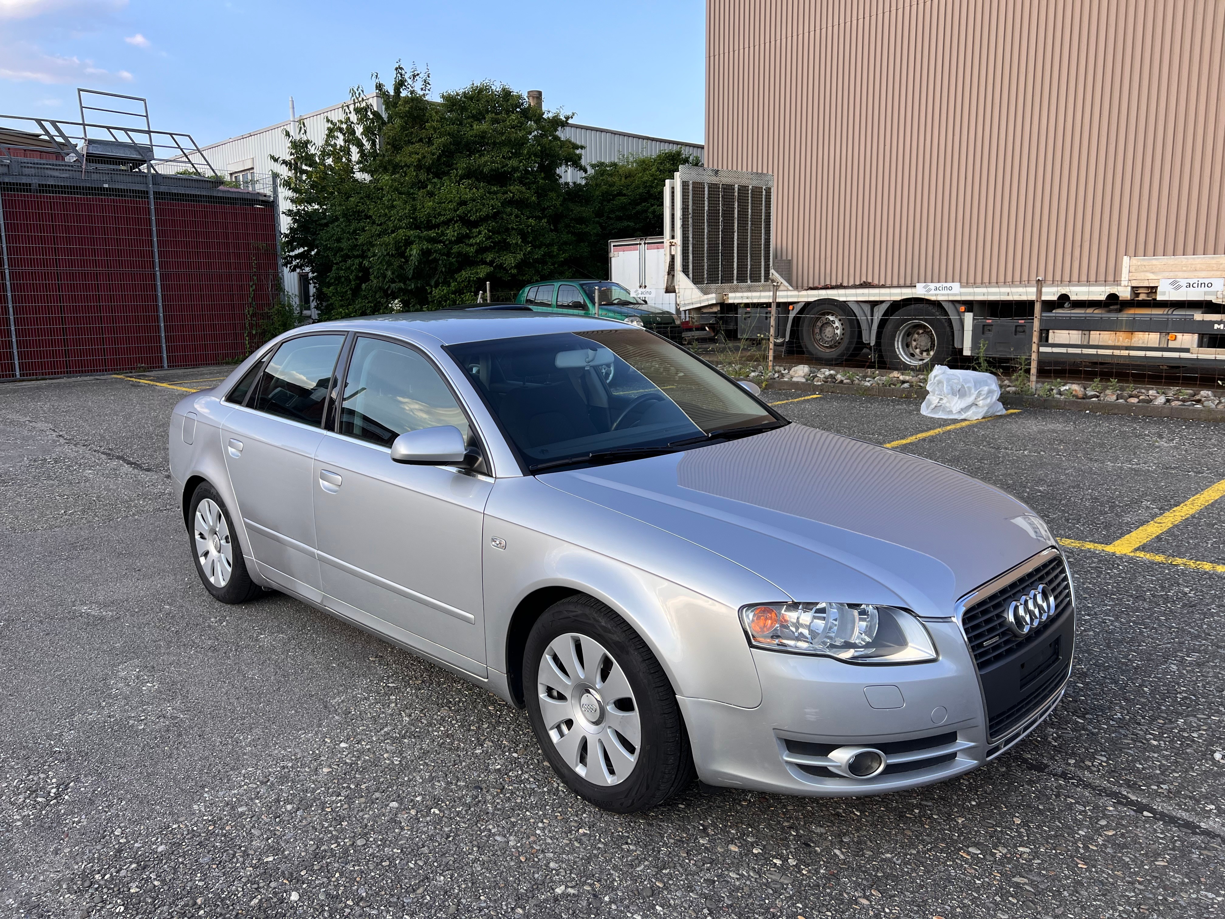 AUDI A4 1.8 T quattro