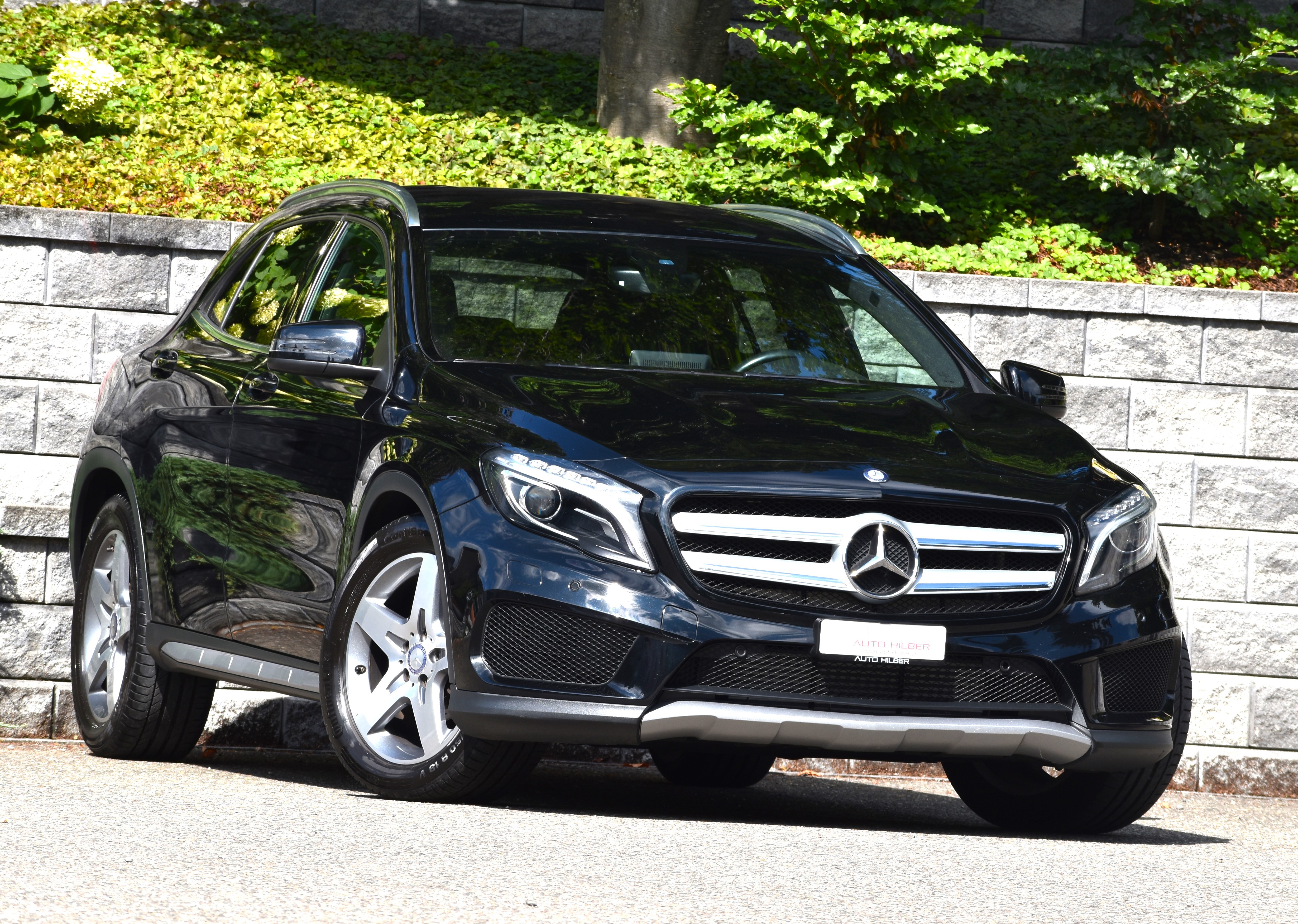 MERCEDES-BENZ GLA 200 CDI Swiss Star Edition AMG Line 4Matic 7G-DCT