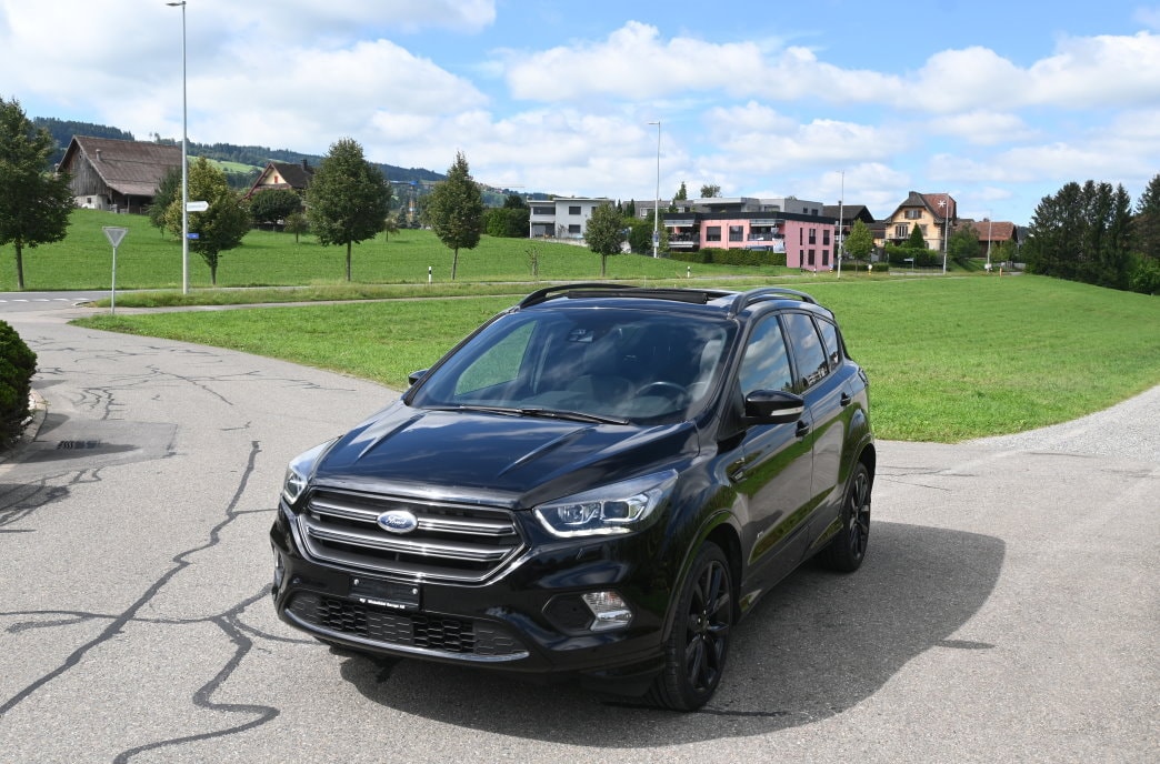 FORD Kuga 2.0 TDCi ST Line High 4WD PowerShift