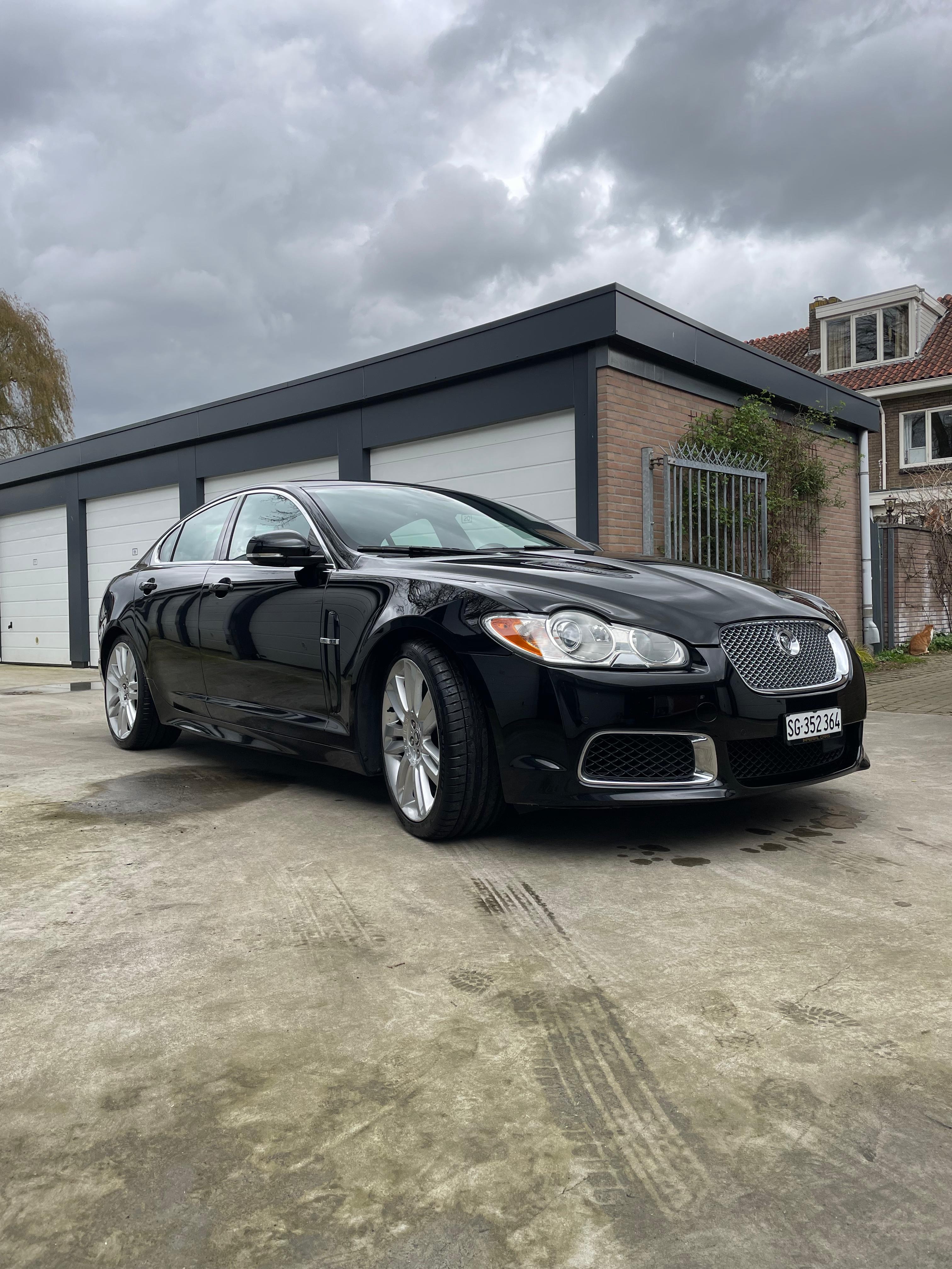 JAGUAR XFR