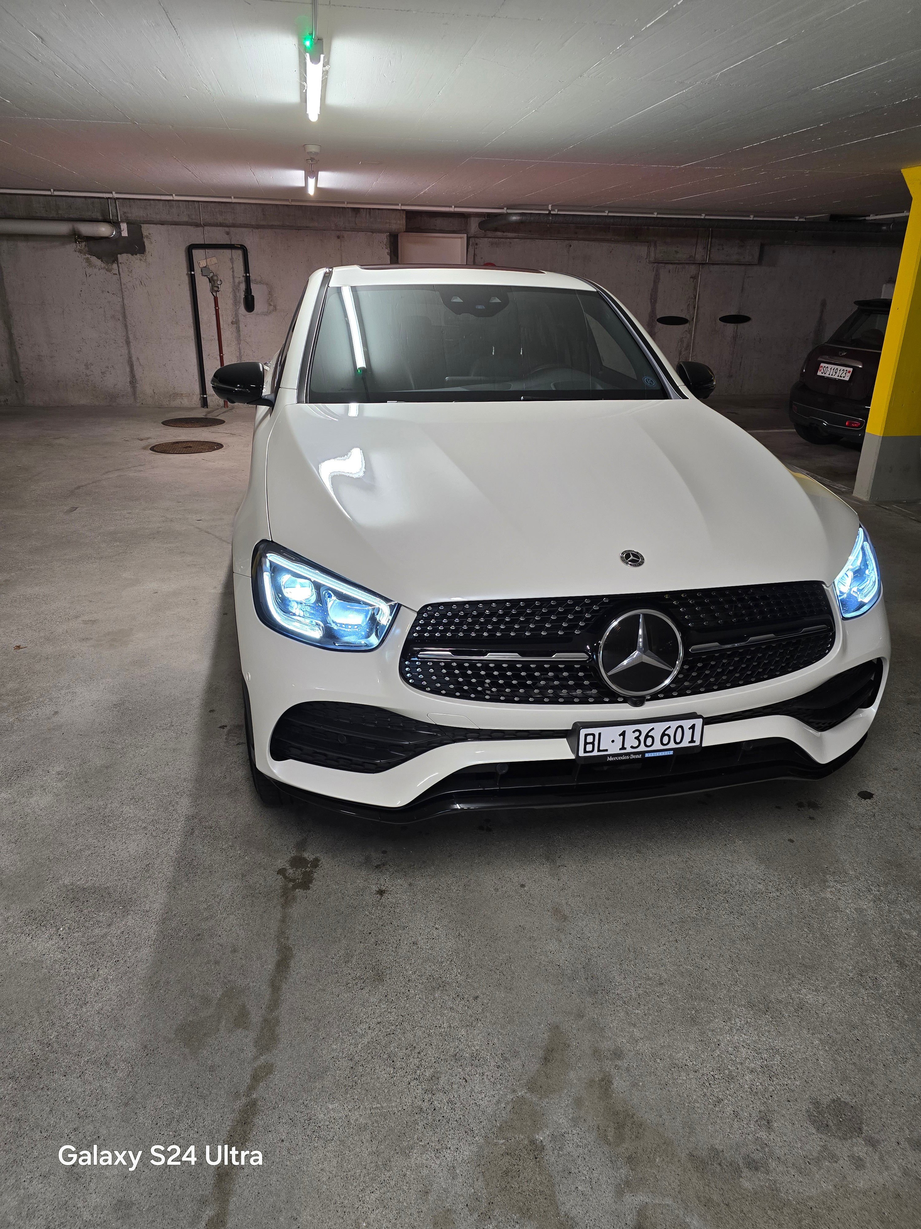 MERCEDES-BENZ GLC Coupé 300 e AMG Line 9G-Tronic