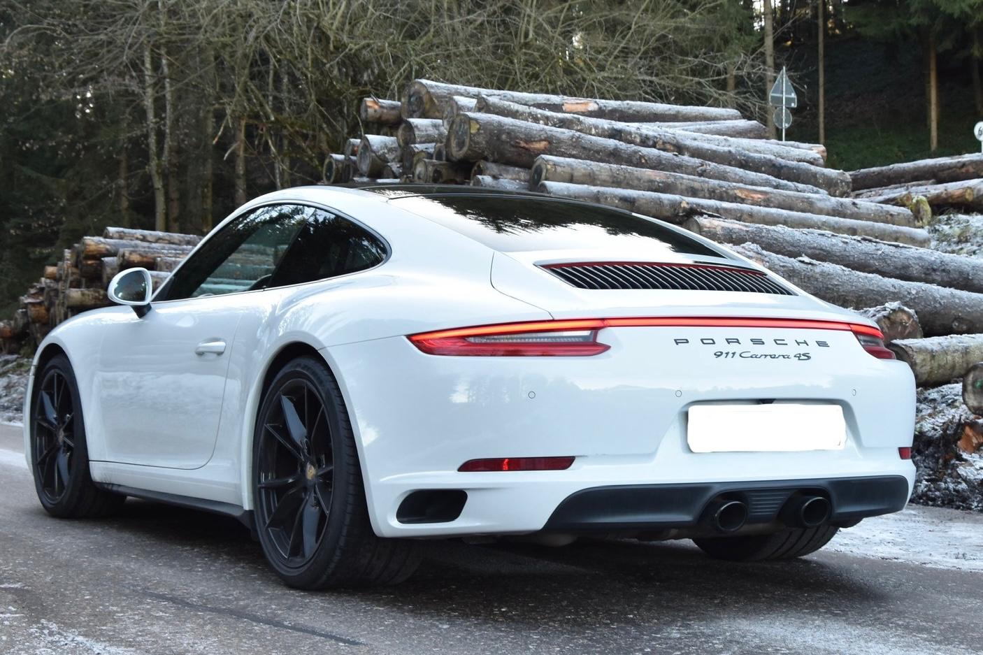 PORSCHE 911 Carrera 4S PDK