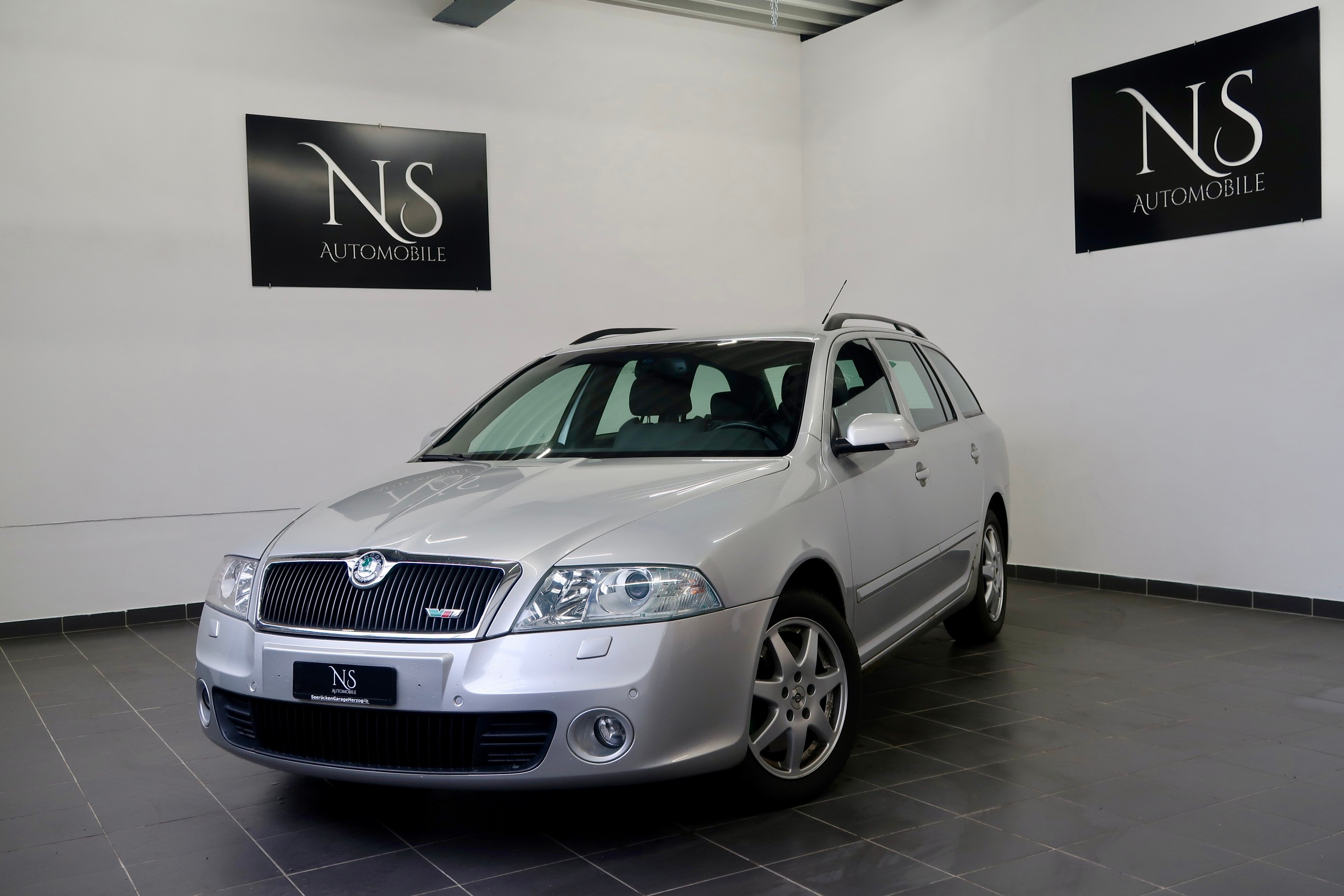 SKODA Octavia 2.0 TFSI RS