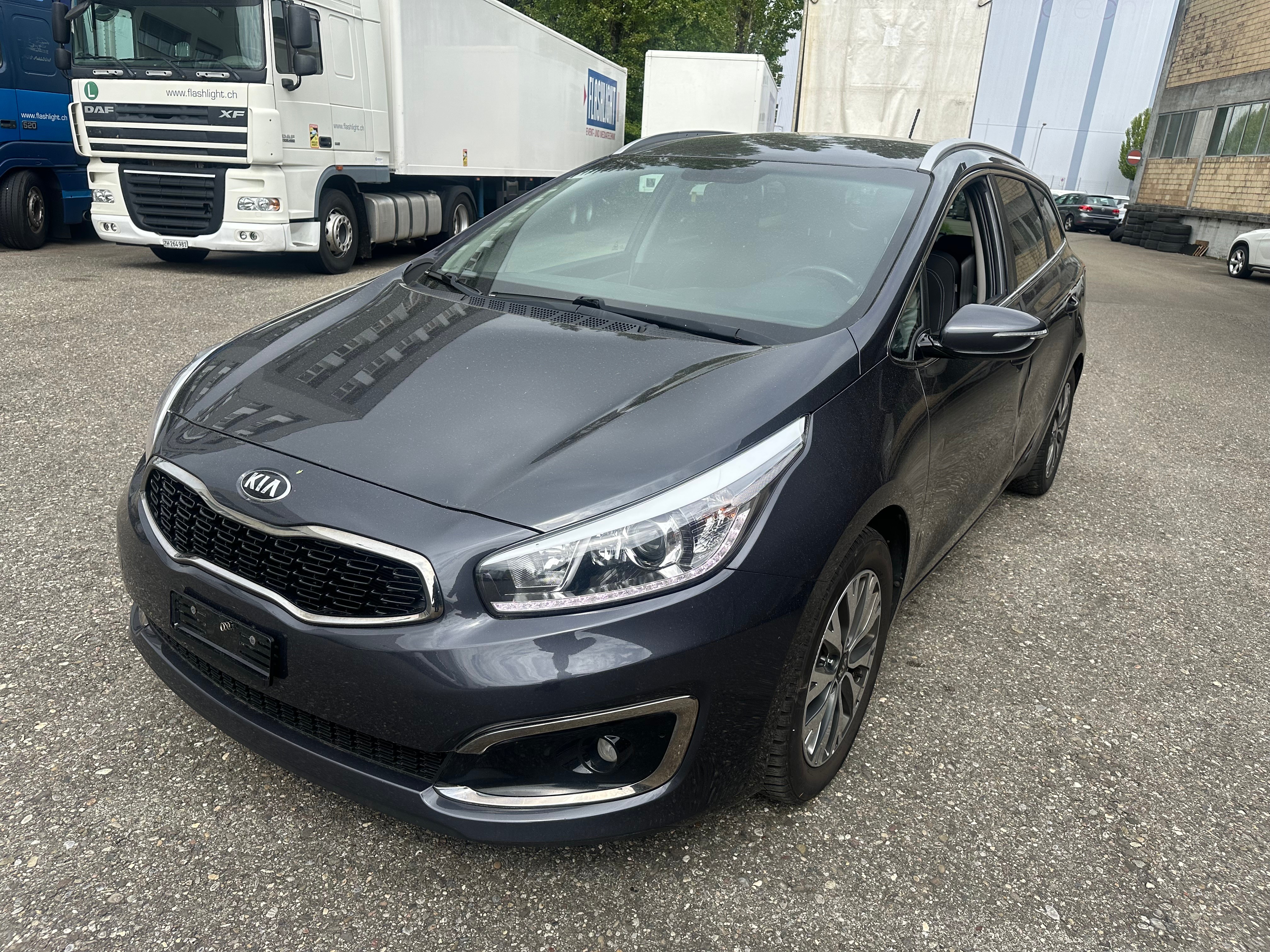 KIA Ceed Sportswagon 1.6 CRDi Swiss Champion DCT