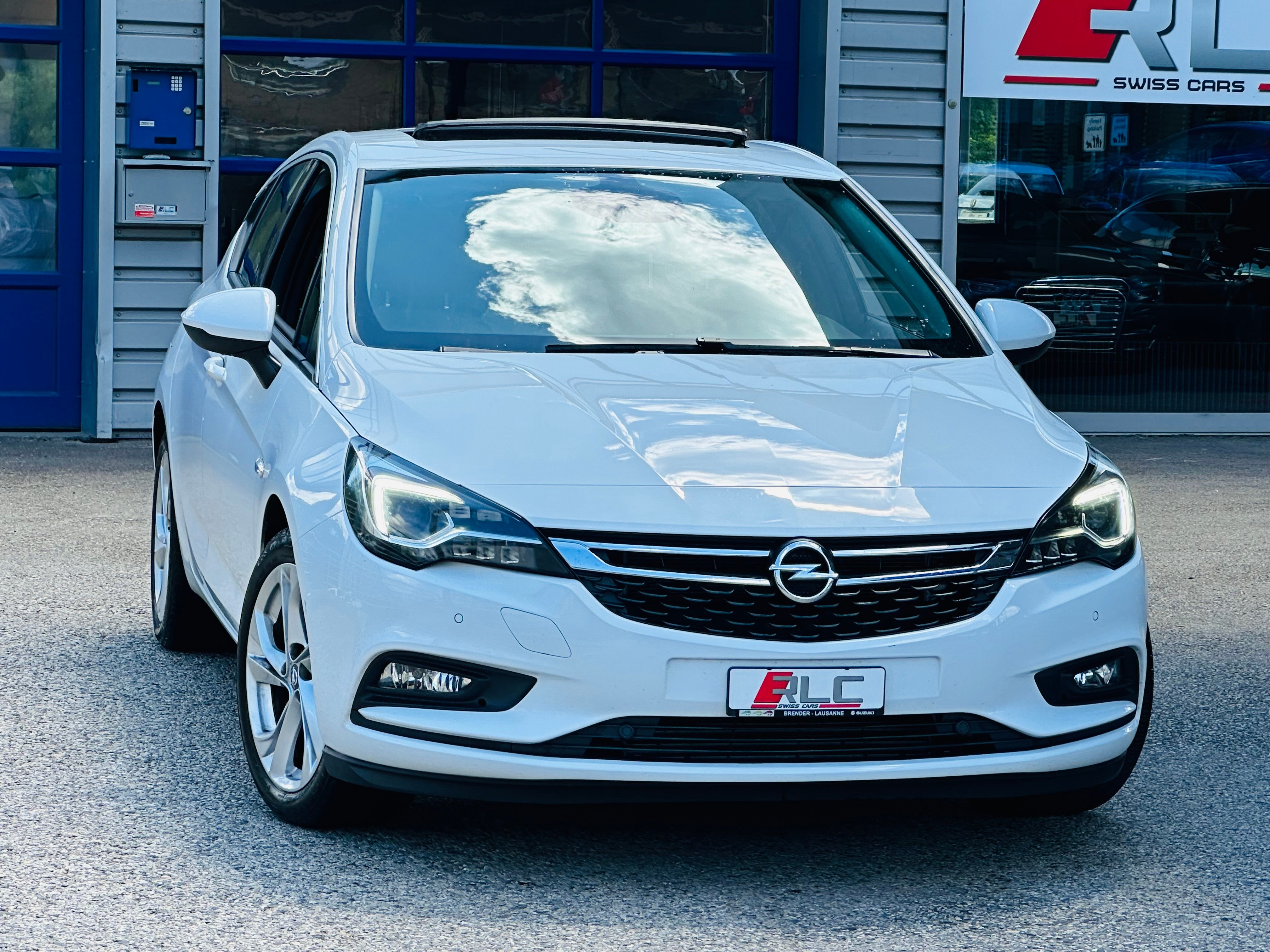 OPEL Astra 1.4i Turbo Dynamic Automatic