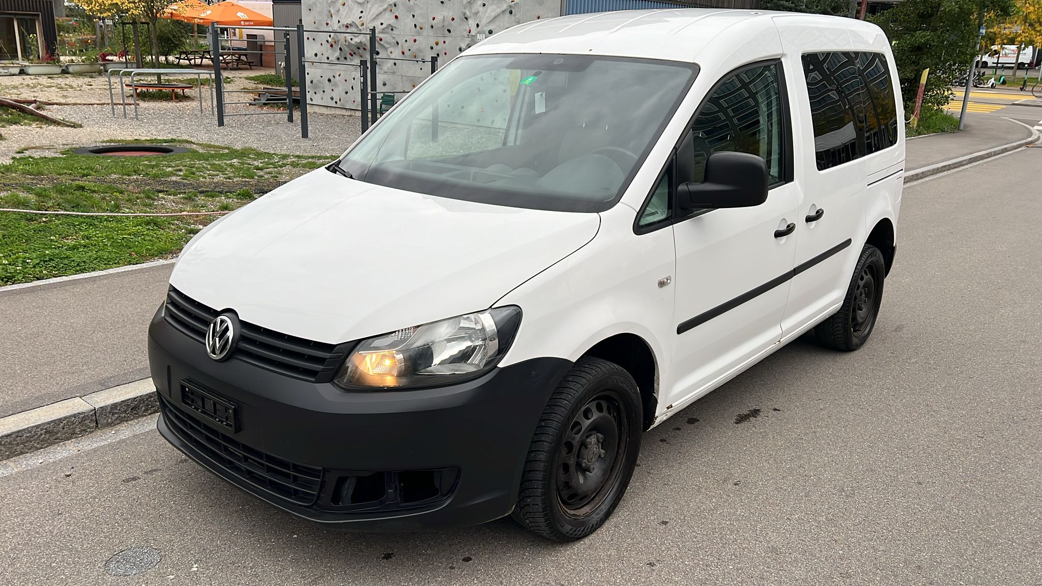 VW Caddy 2.0TDI 4Motion DSG