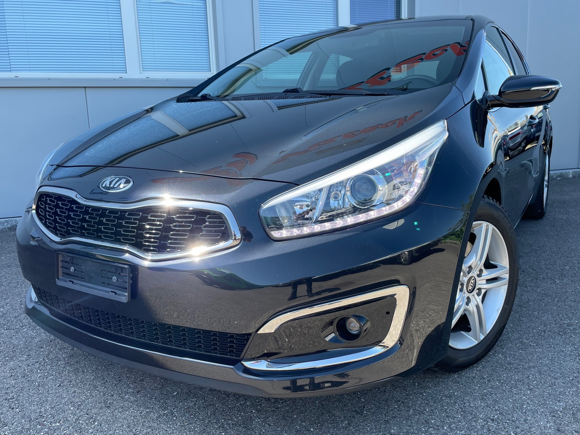 KIA Ceed 1.0 T-GDi Swiss Champion