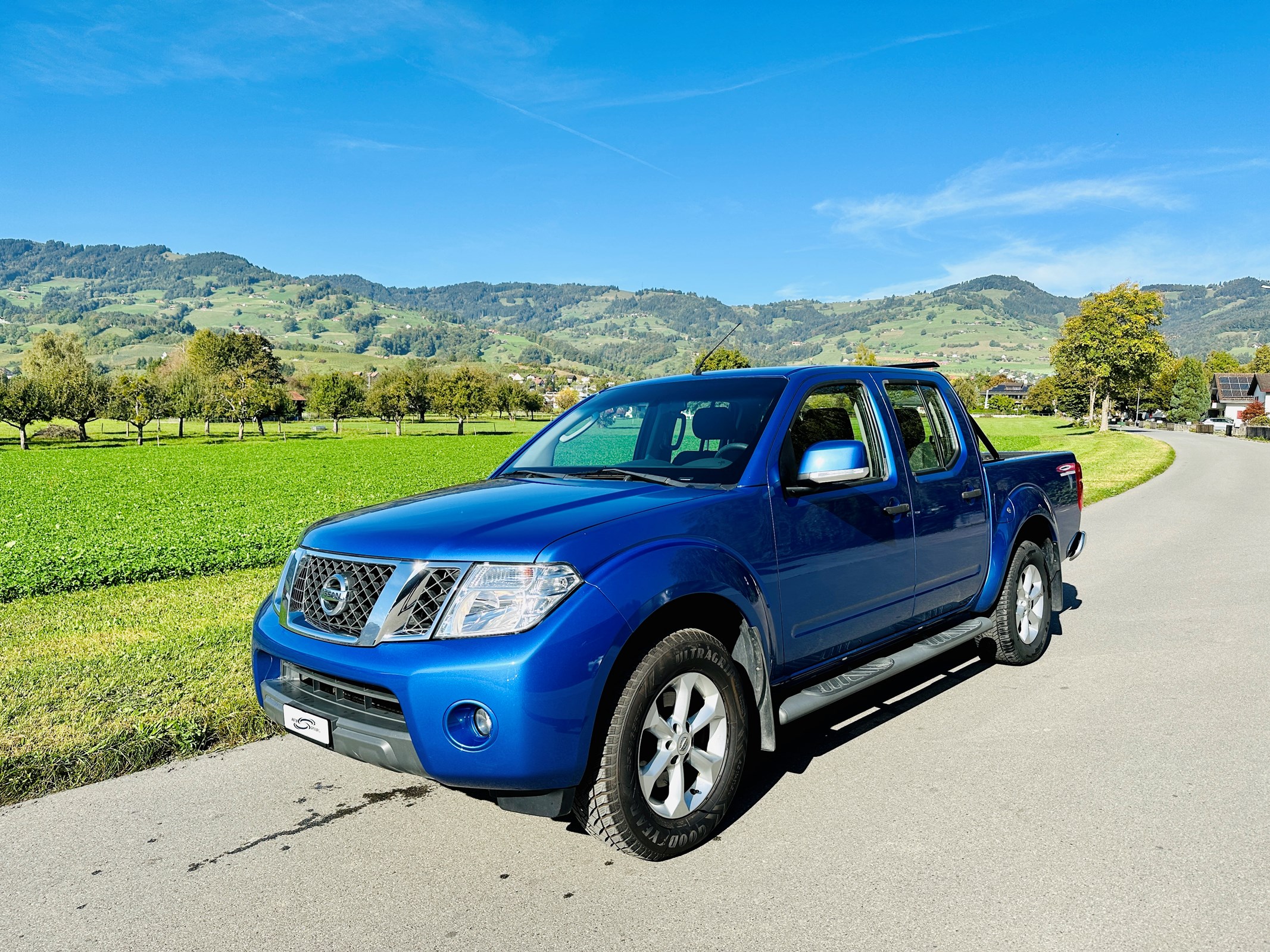 NISSAN Navara Double Cab LE 2.5 dCi 4WD LB Automat