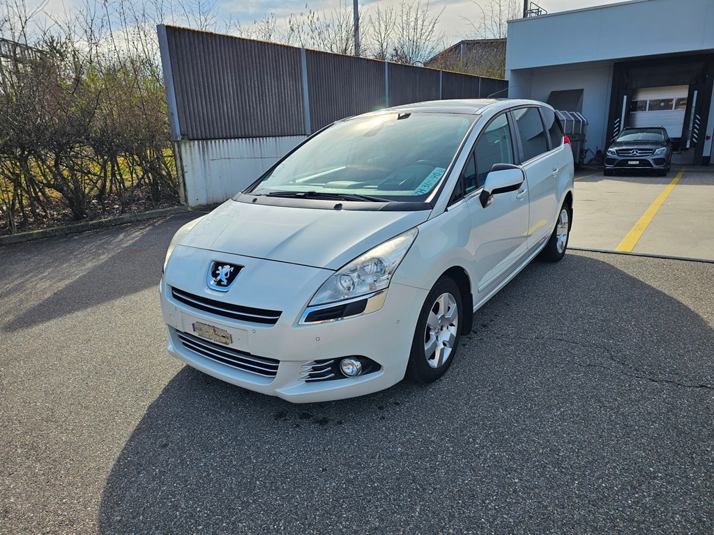 PEUGEOT 5008 2.0 HDI Business