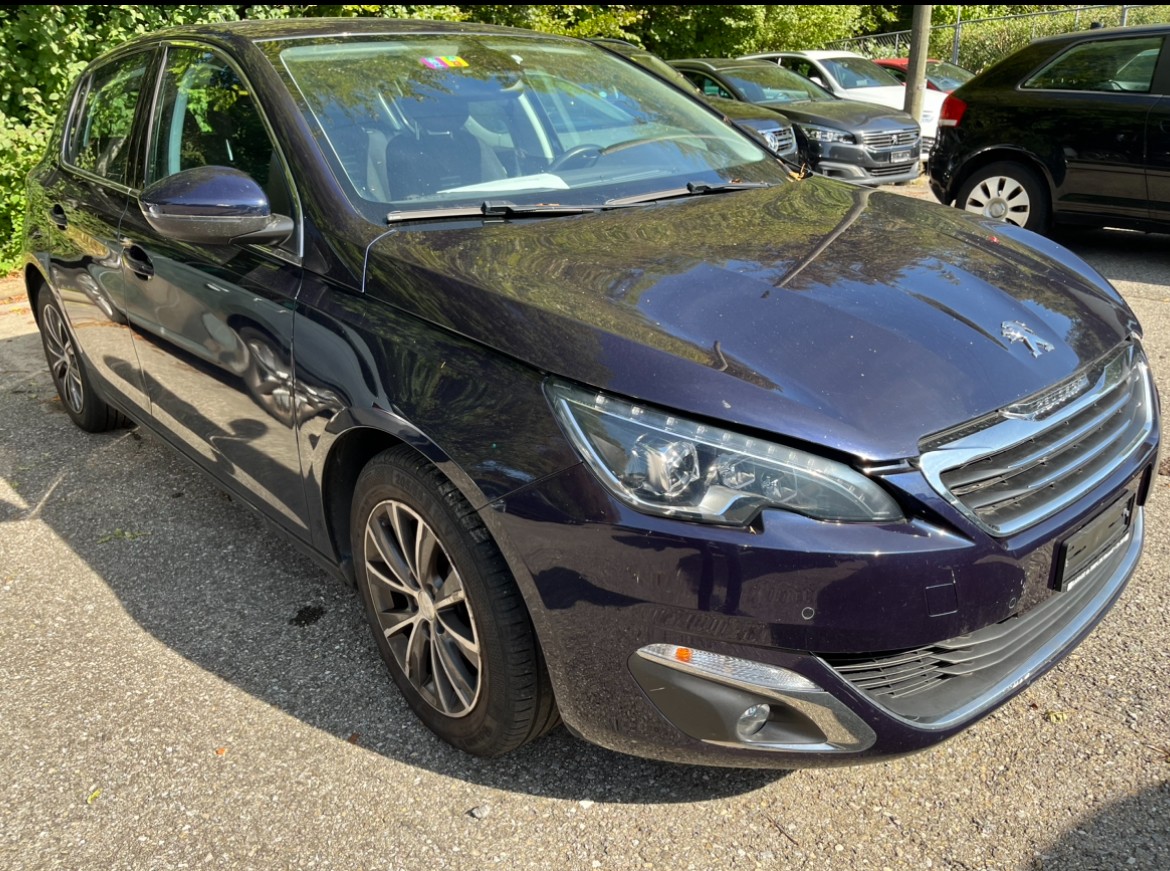 PEUGEOT 308 1.2 THP Allure Automatic