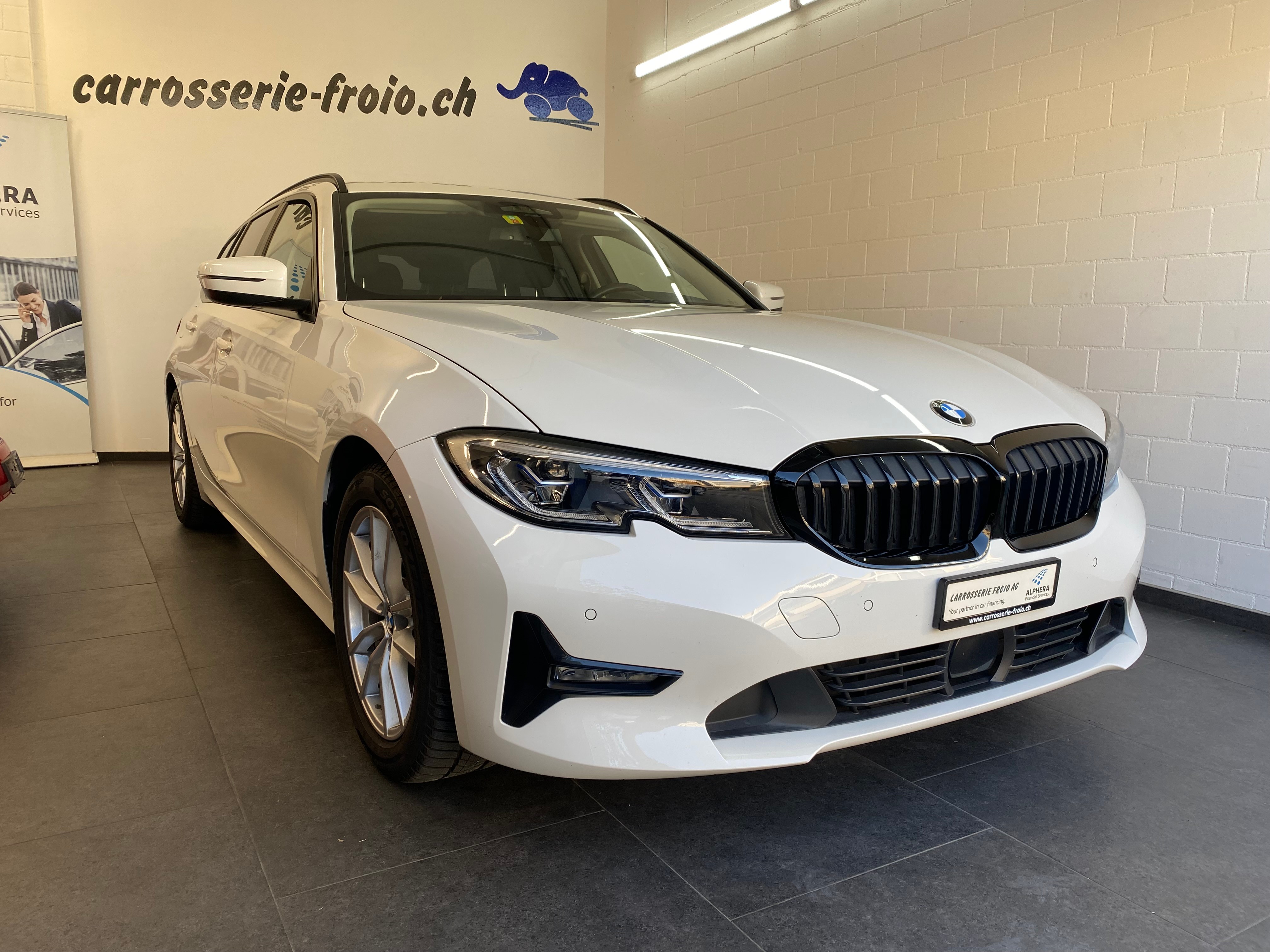 BMW 320d xDrive 48V Touring Steptronic