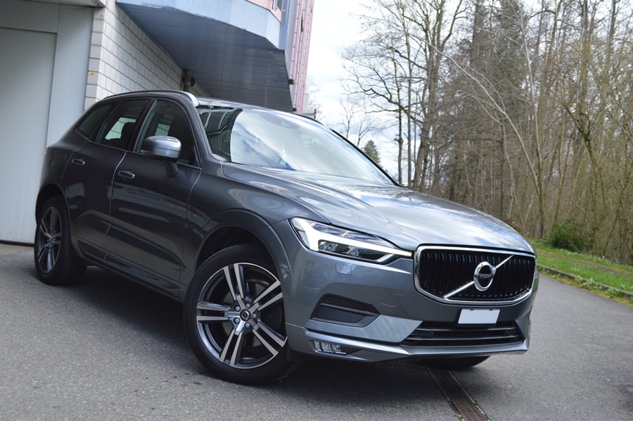 VOLVO XC60 D4 AWD Momentum Geartronic