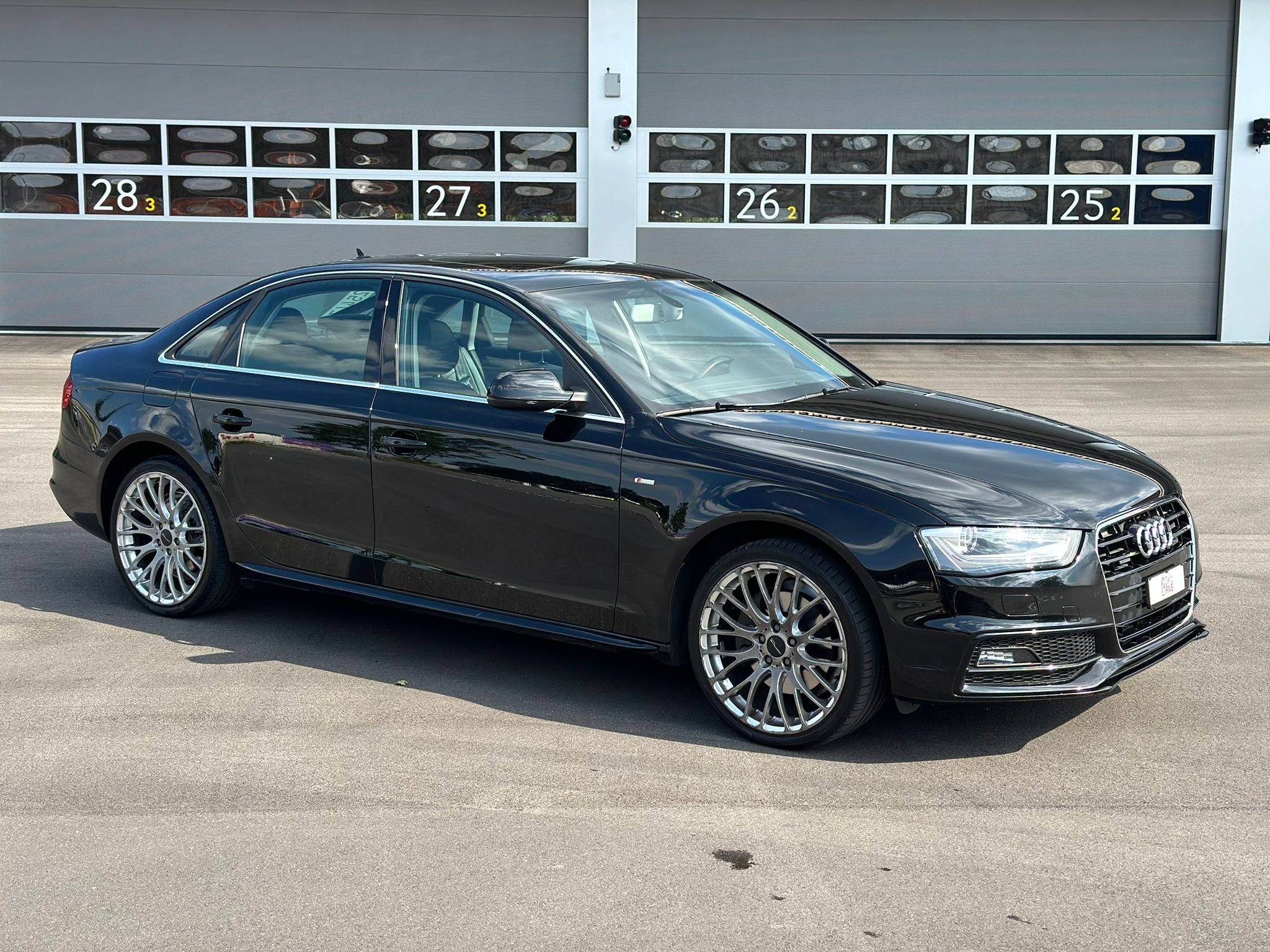 AUDI A4 2.0 TFSI S-Line