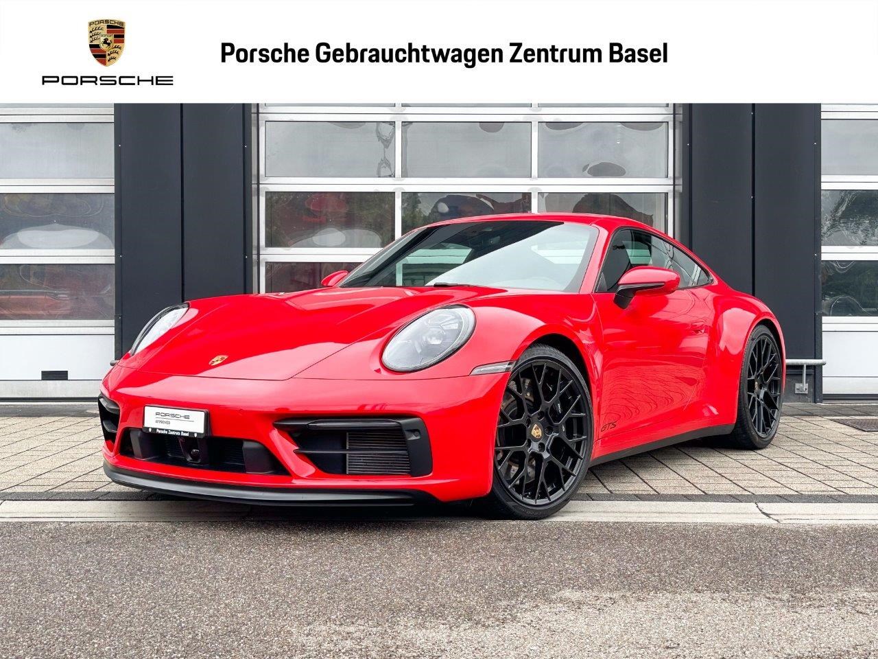 PORSCHE 911 Coupé 3.0 Carrera 4 GTS PDK