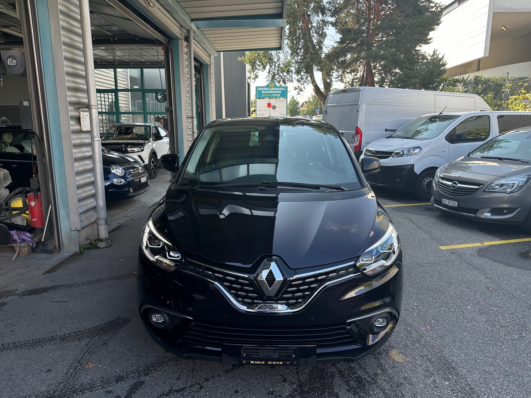 RENAULT Scénic 1.3 16V Turbo Initiale Paris EDC