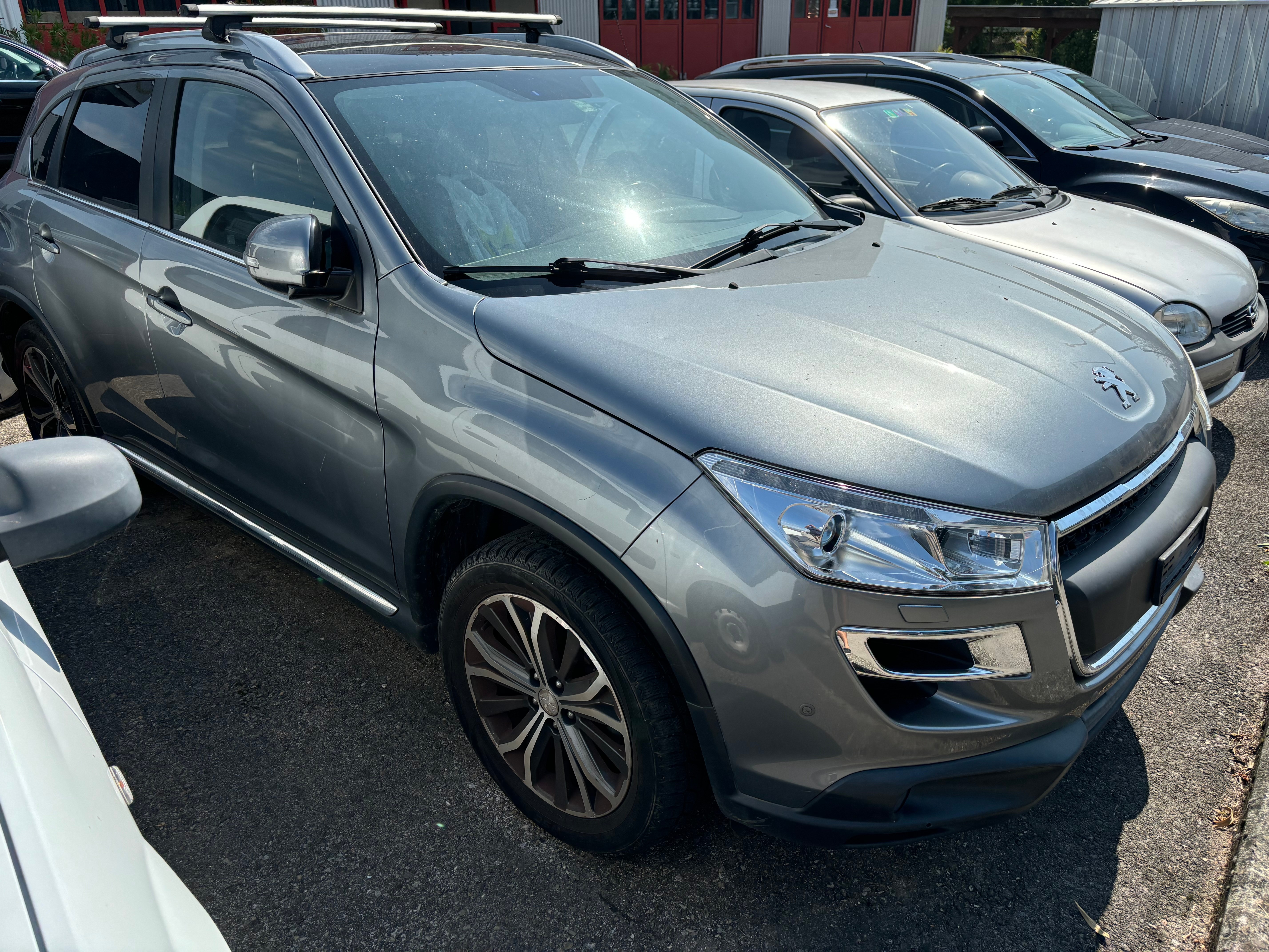 PEUGEOT 4008 1.8 HDi Allure 4WD