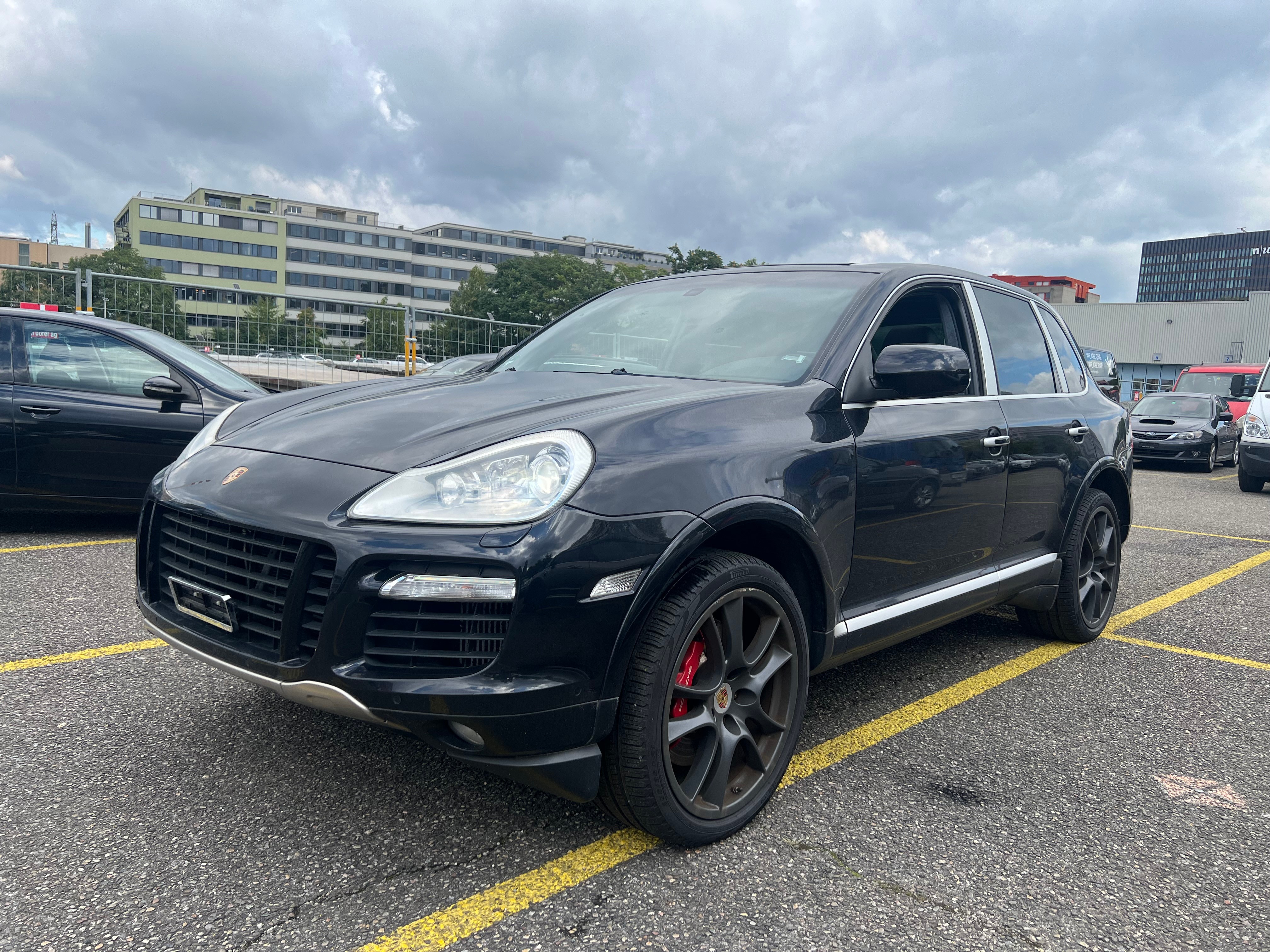 PORSCHE Cayenne Turbo