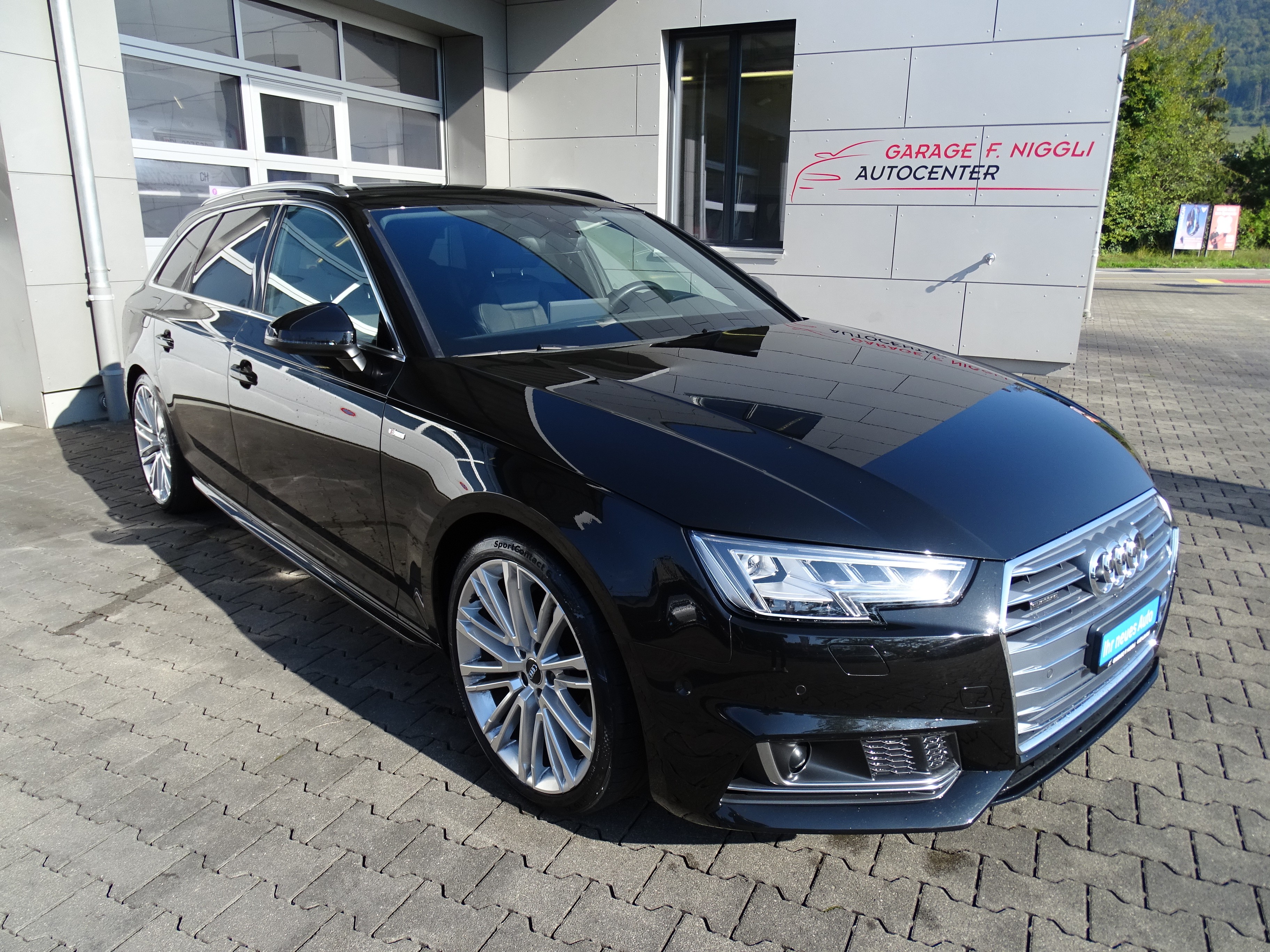 AUDI A4 Avant 2.0 TFSI Sport quattro S-tronic