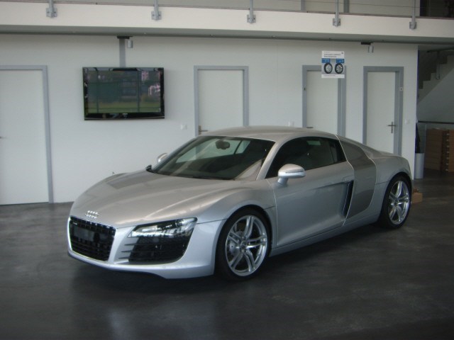 AUDI R8 Coupé 4.2