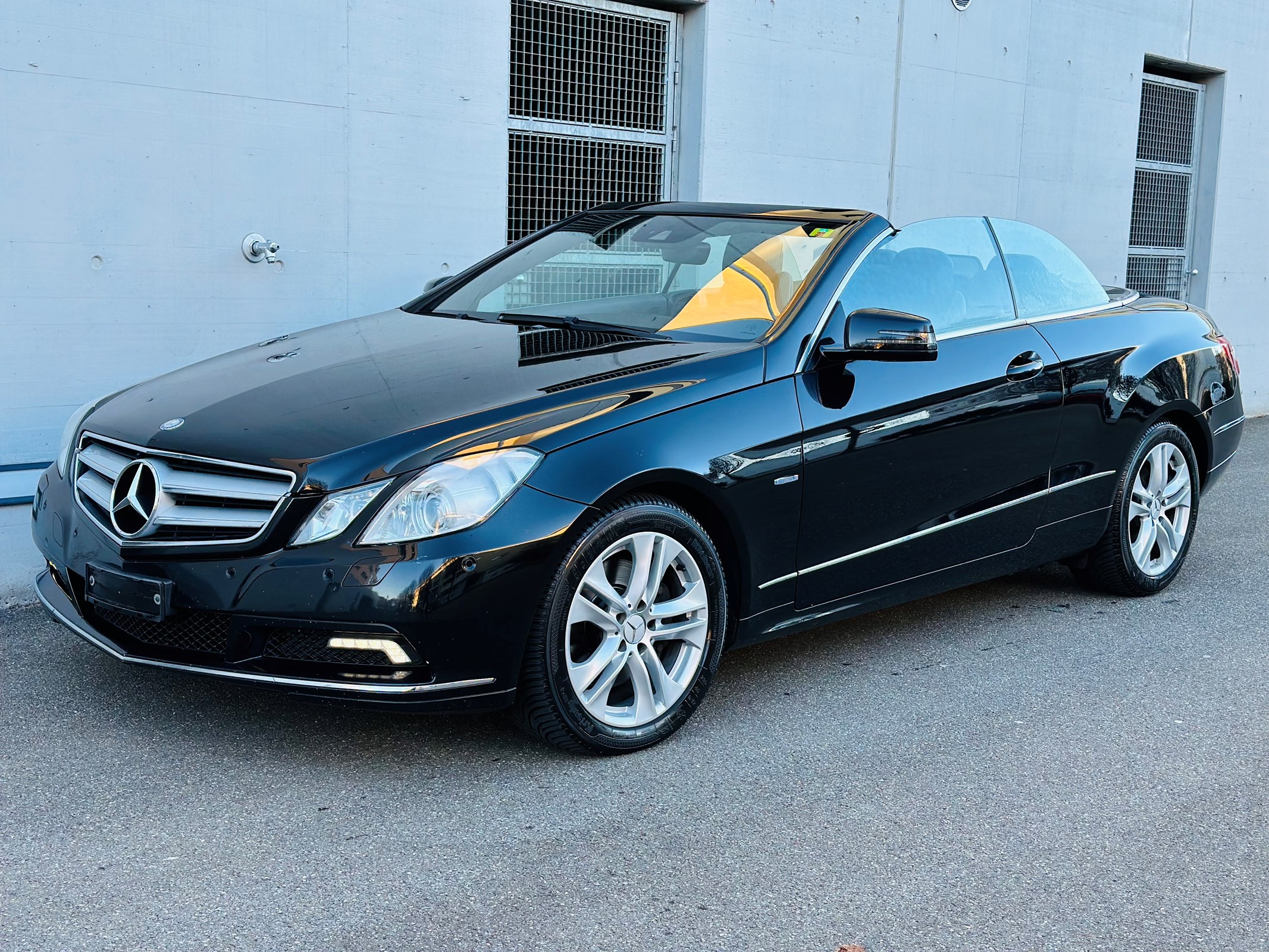 MERCEDES-BENZ E 350 CGI BlueEfficiency 7G-Tronic