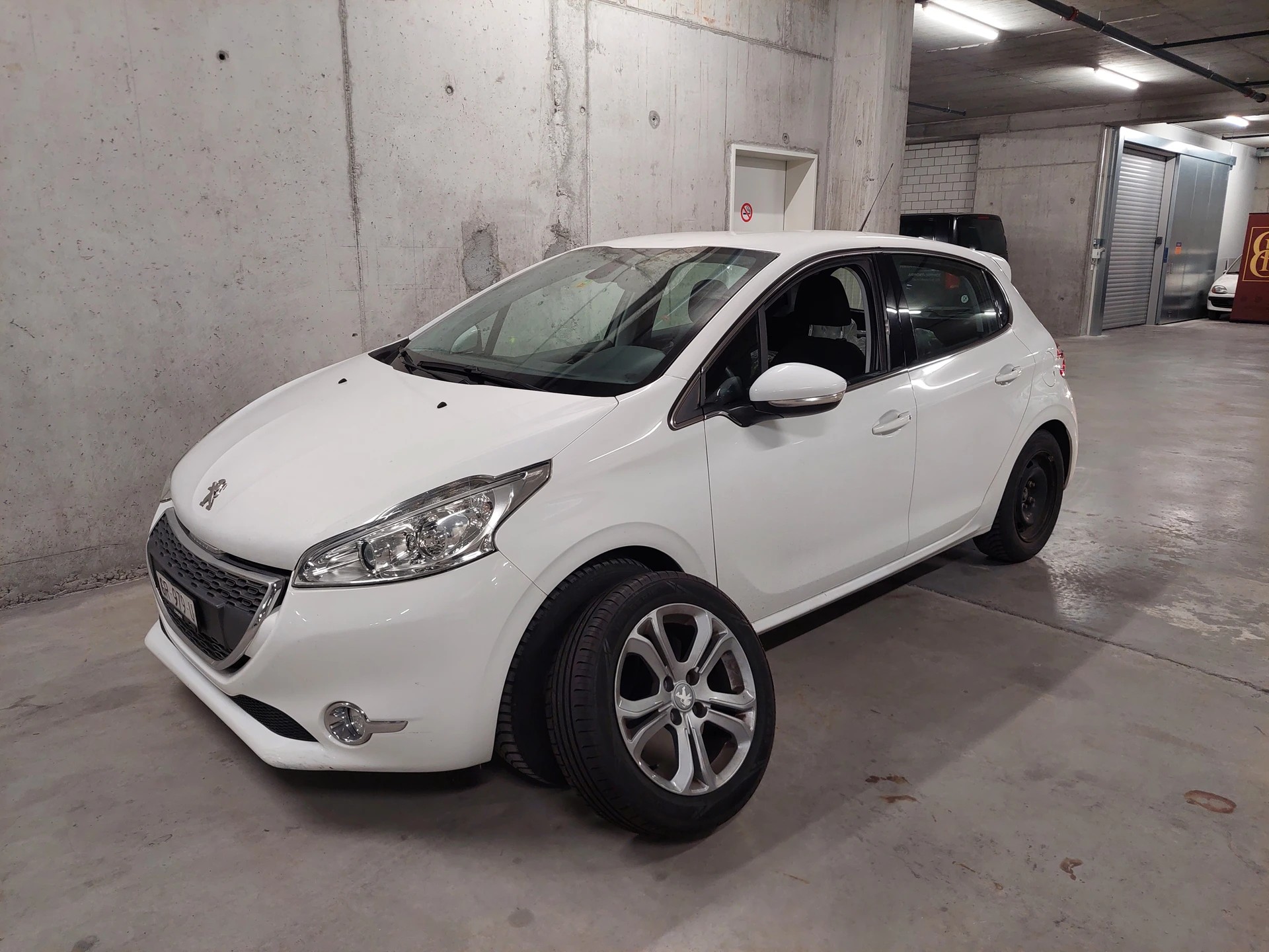 PEUGEOT 208 1.6 VTI Allure