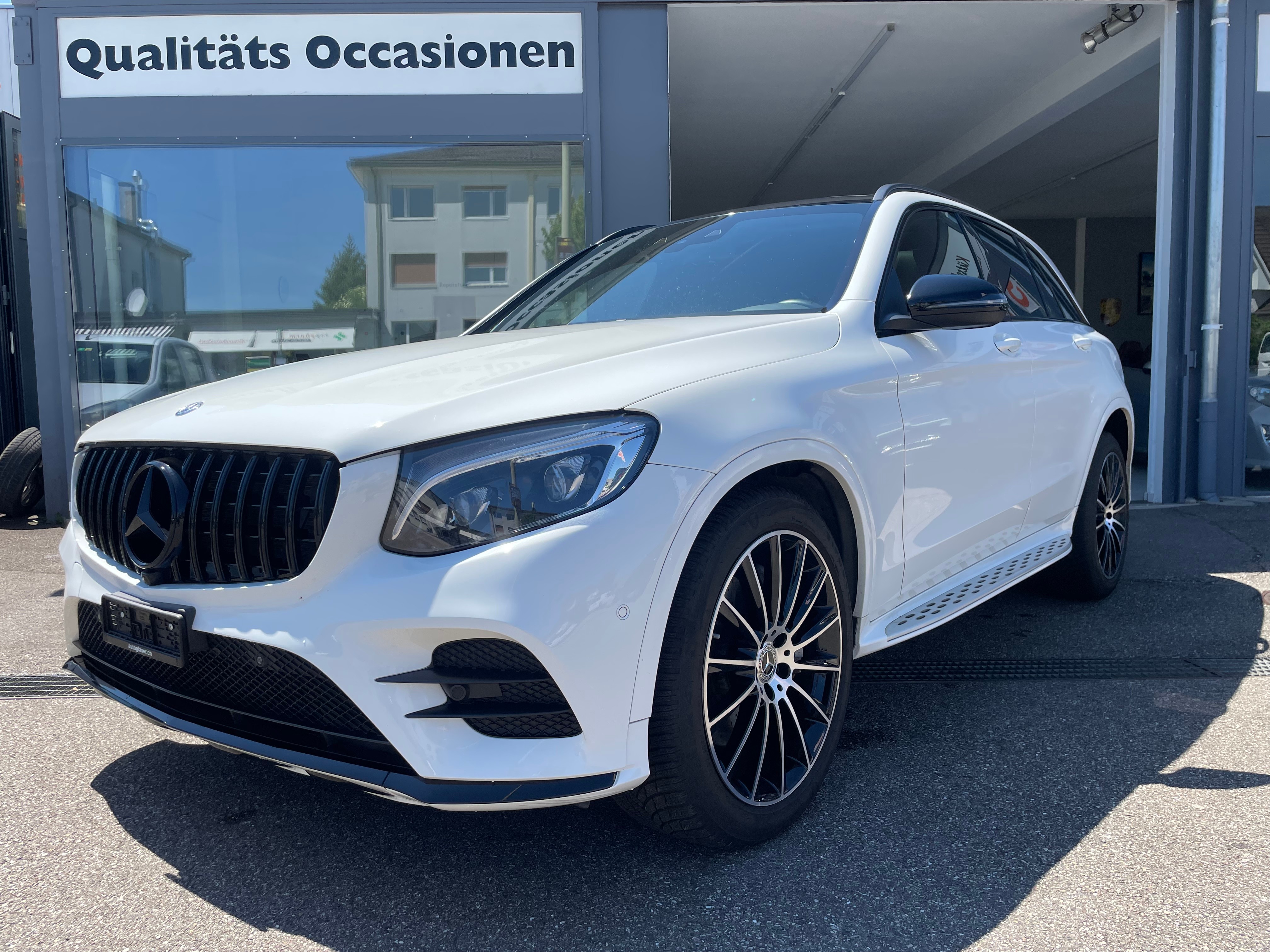 MERCEDES-BENZ GLC 250 d AMG Line 4Matic 9G-Tronic