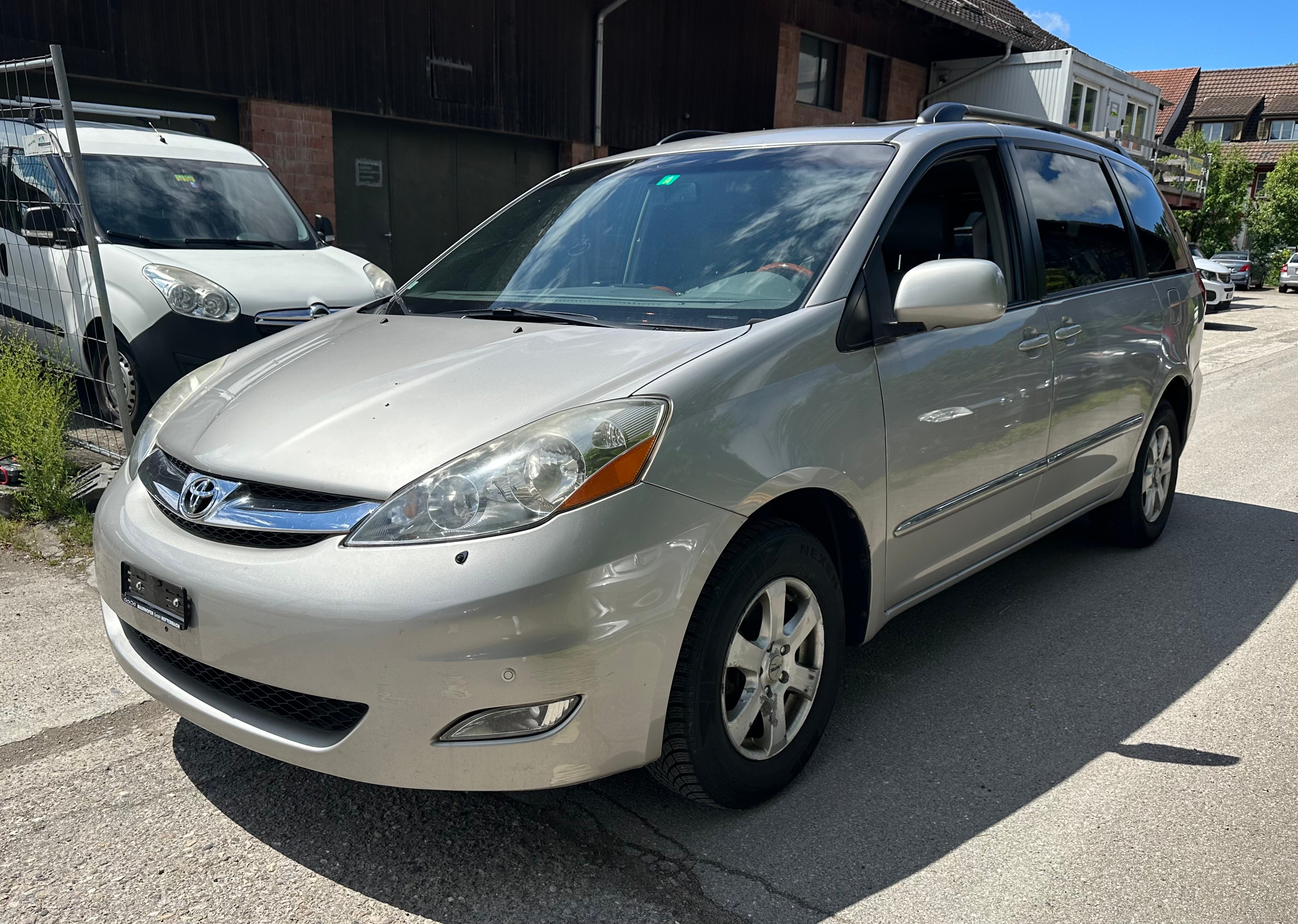 TOYOTA Sienna 3.5i