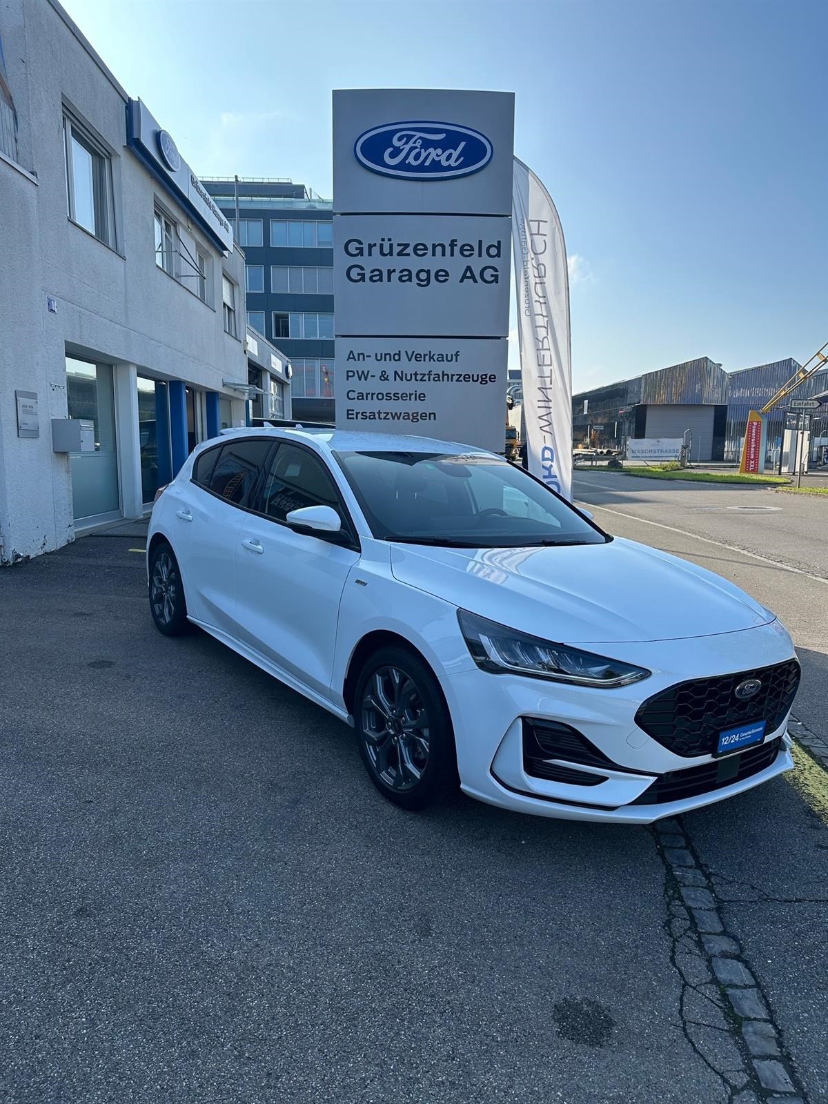 FORD Focus 1.0i EcoB Hybrid 125 ST-Line X