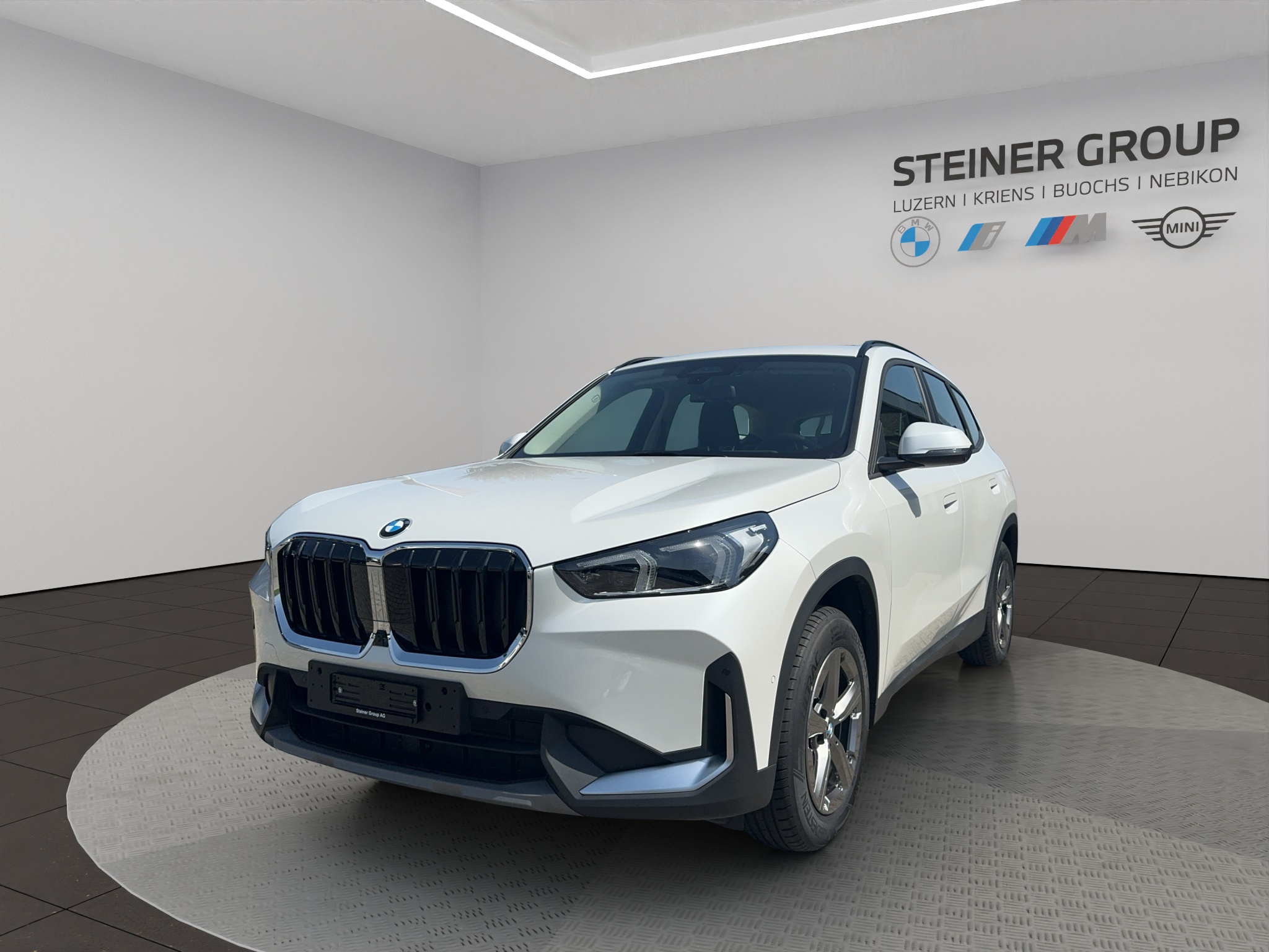 BMW X1 xDrive 23i 48V