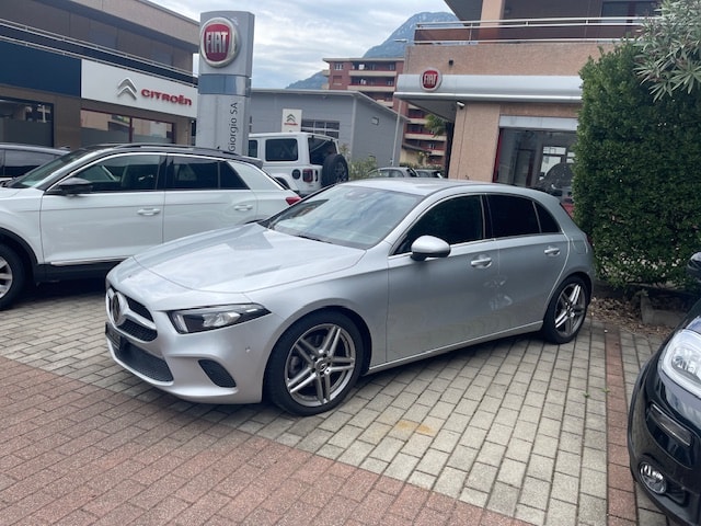 MERCEDES-BENZ A 220 Progressive 7G-DCT 4Matic