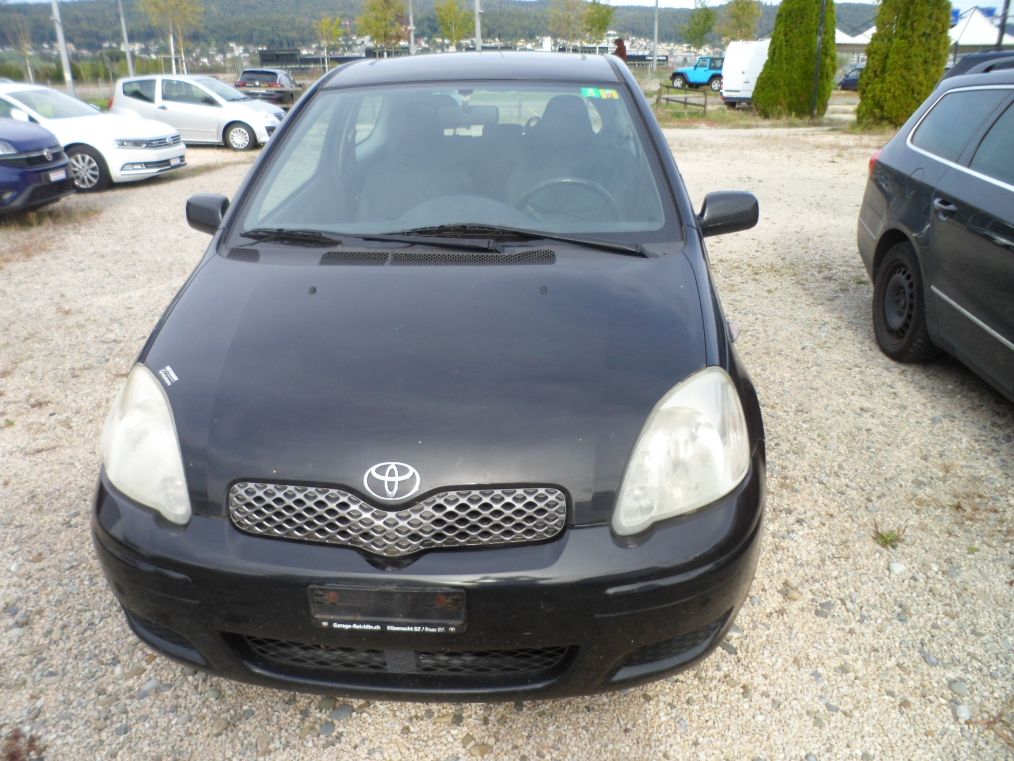 TOYOTA Yaris 1.0 Linea Sol