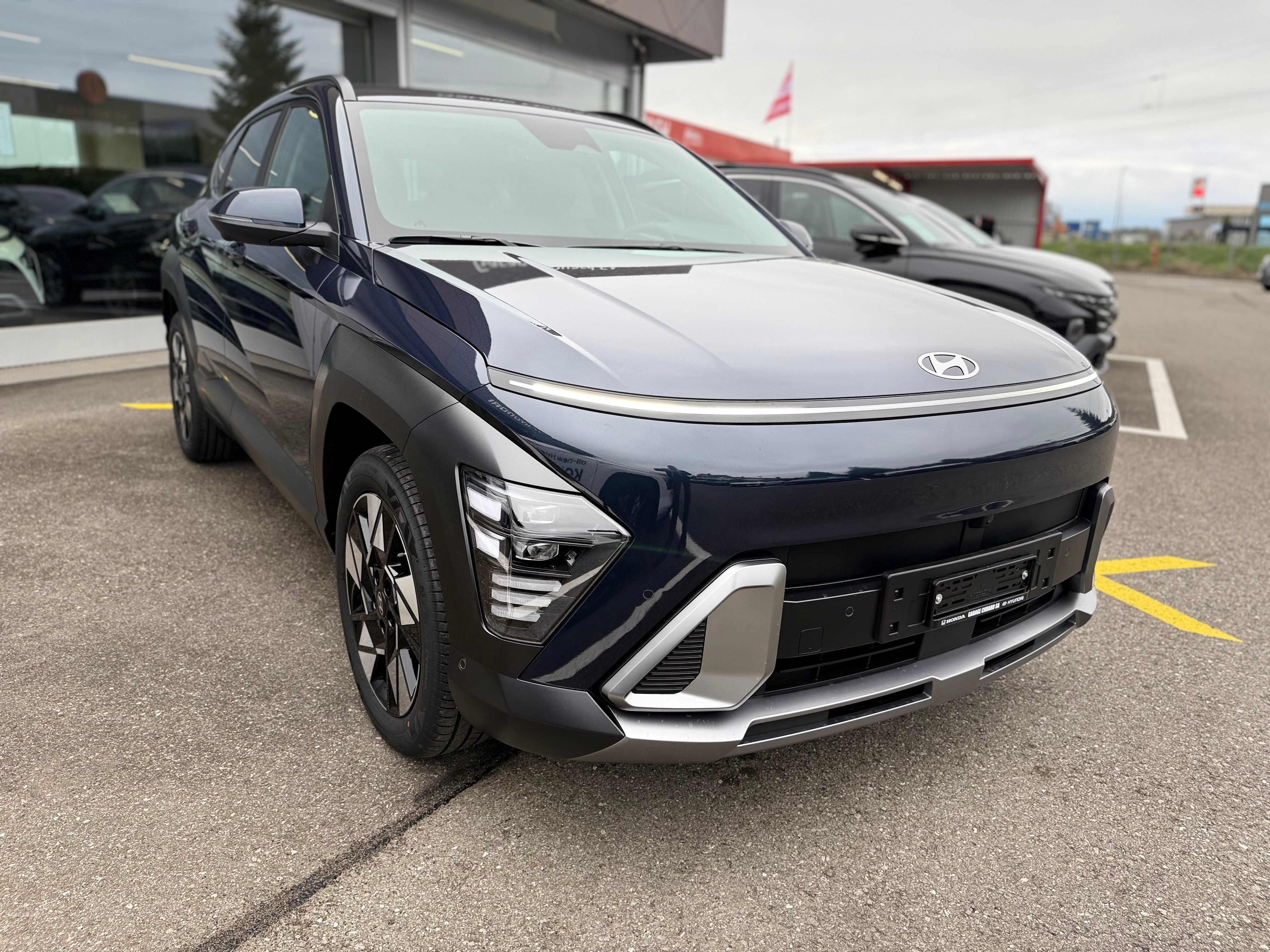 HYUNDAI Kona 1.6 GDi HEV Amplia DCT