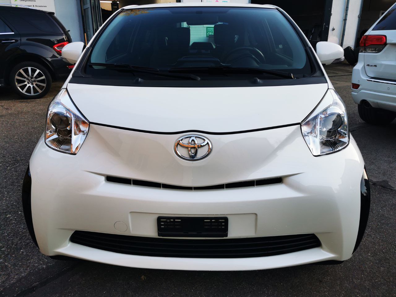 TOYOTA iQ 1.0 VVT-i Luna