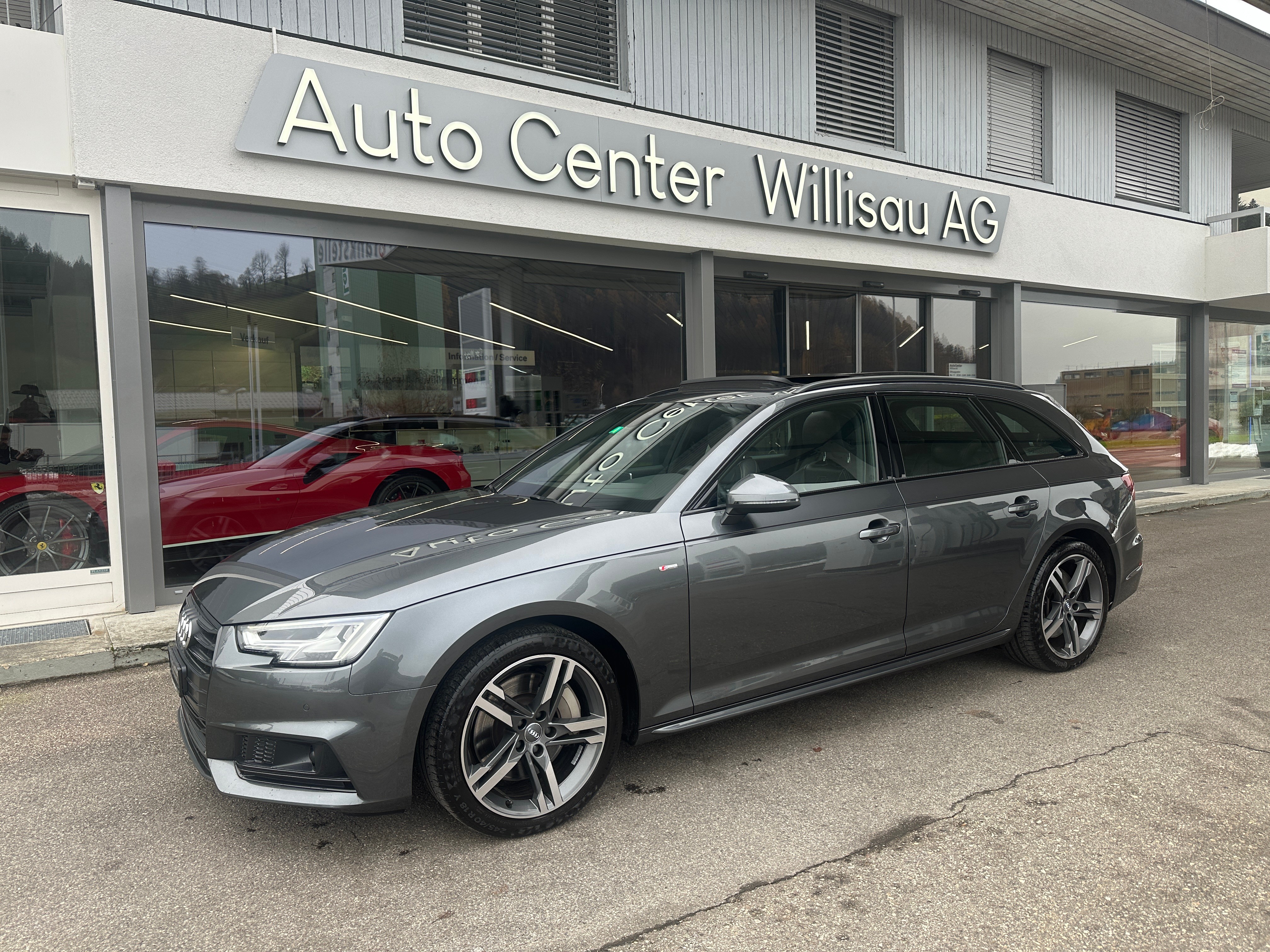 AUDI A4 Avant 2.0 TFSI Sport quattro S-tronic