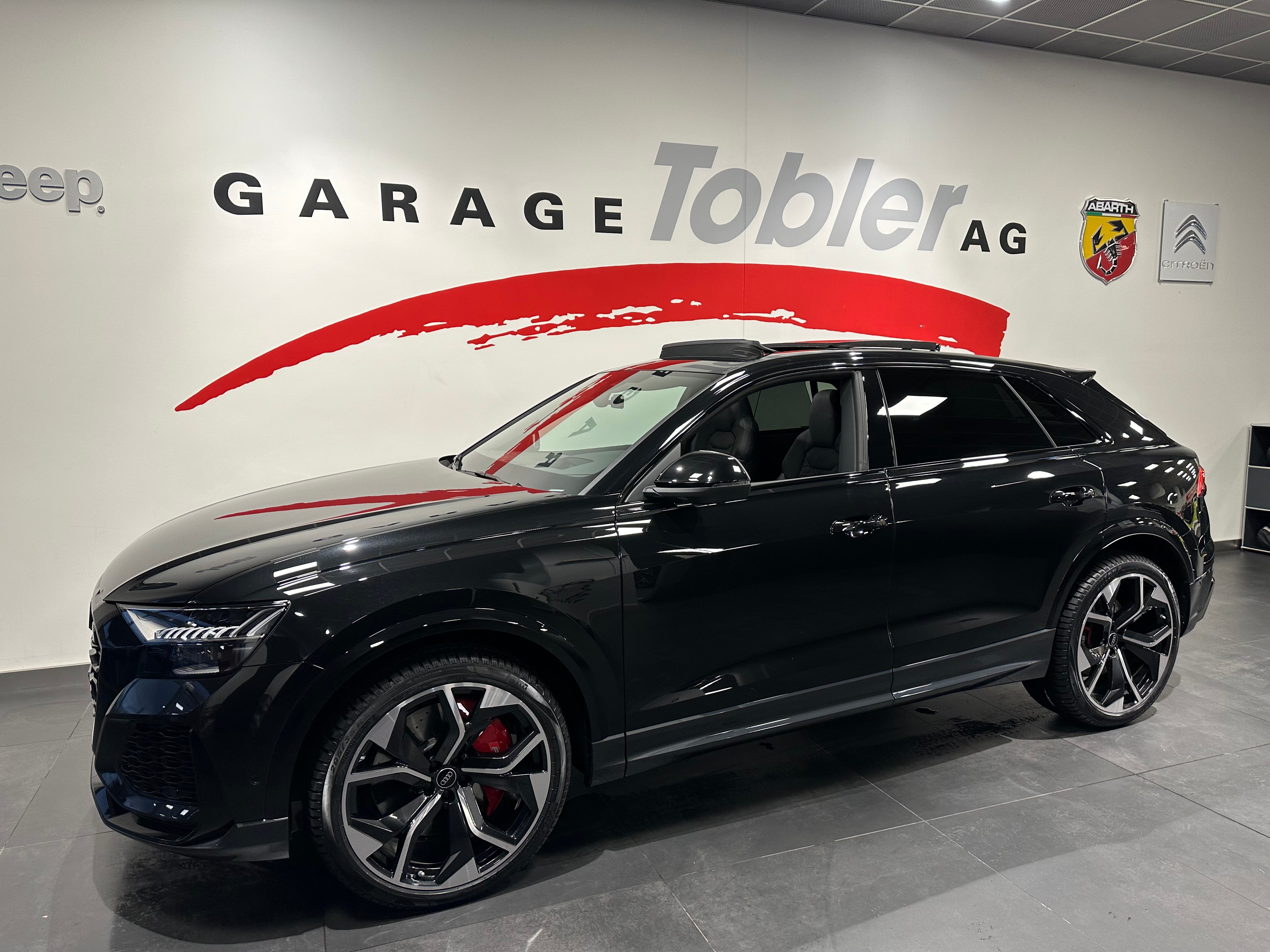 AUDI RSQ8 quattro tiptronic