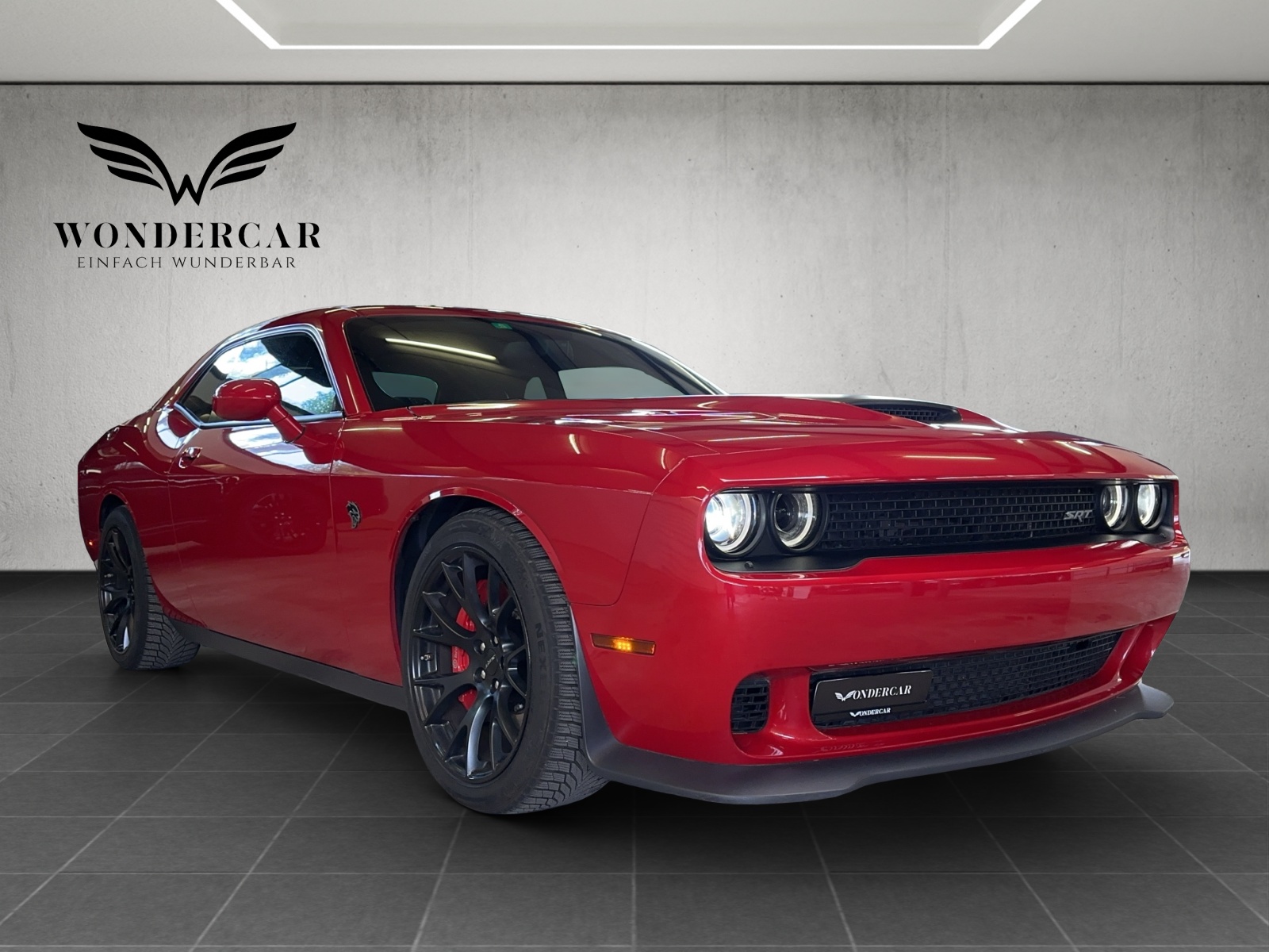 DODGE Challenger Hellcat 717PS