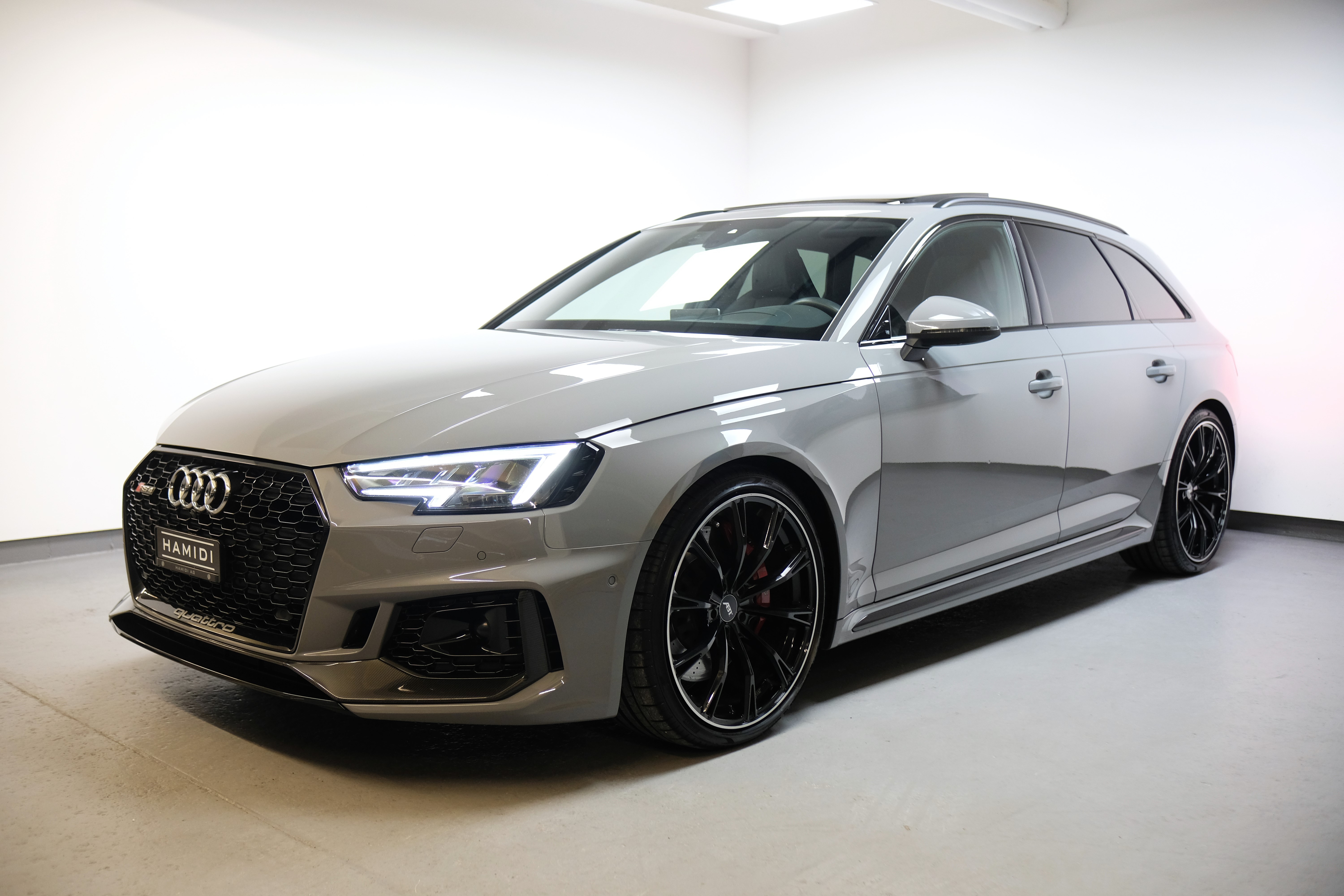 AUDI RS4 Avant 2.9 TFSI quattro tiptronic