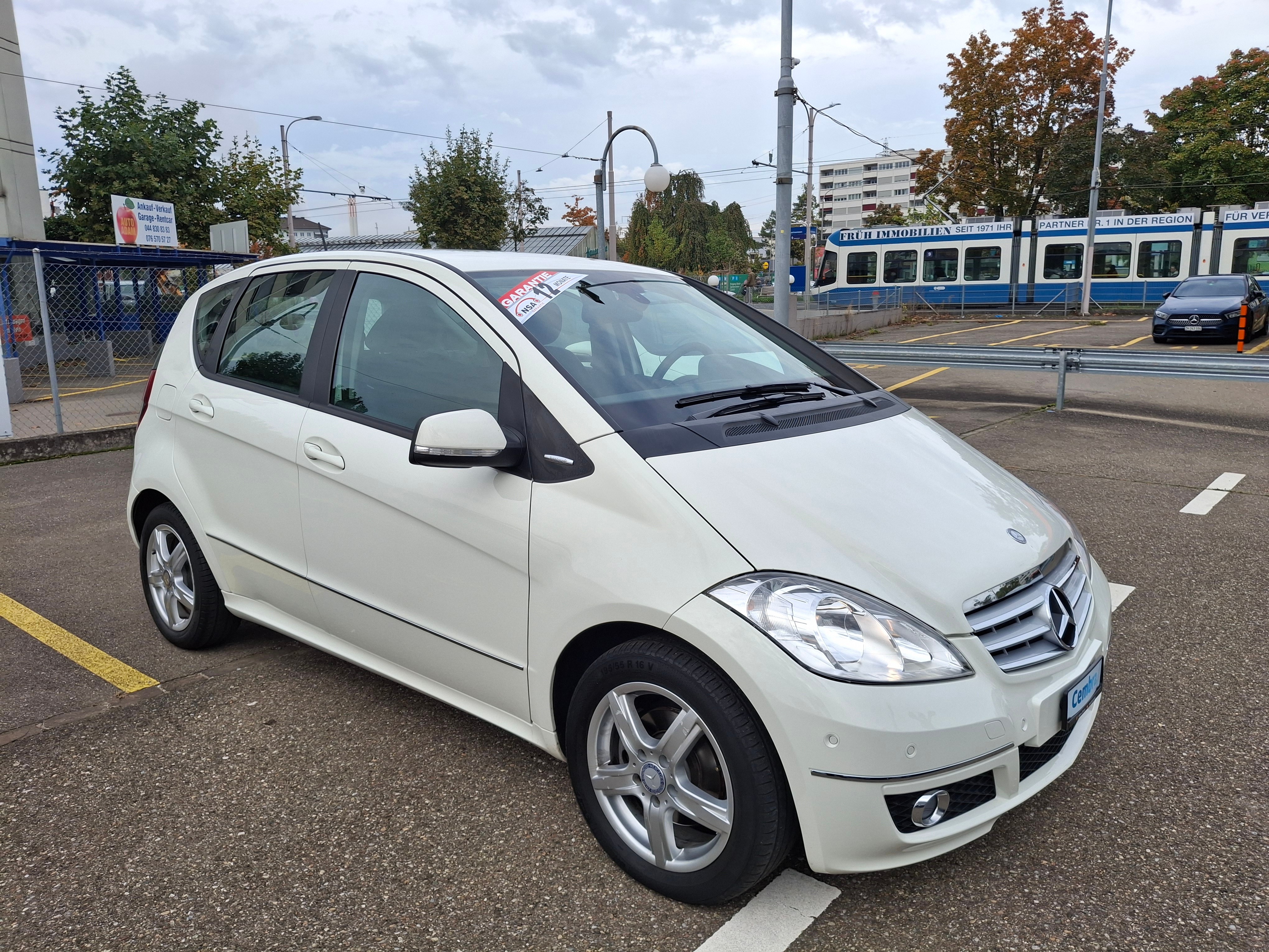 MERCEDES-BENZ A 200 Avantgarde Autotronic