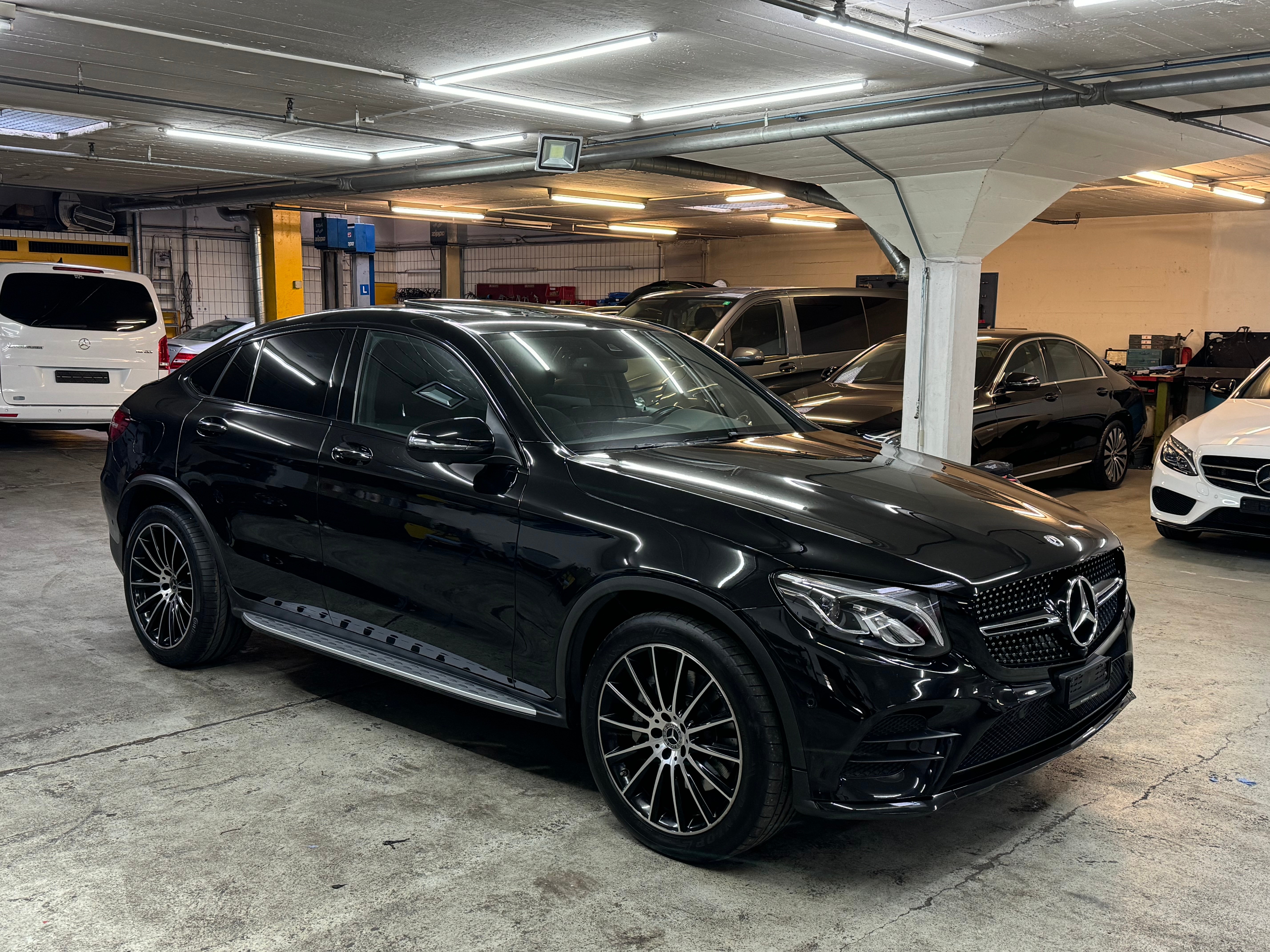 MERCEDES-BENZ GLC Coupé 250 AMG Line 4Matic 9G-Tronic