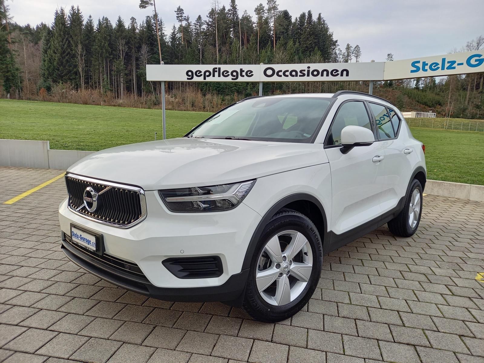 VOLVO XC40 T3