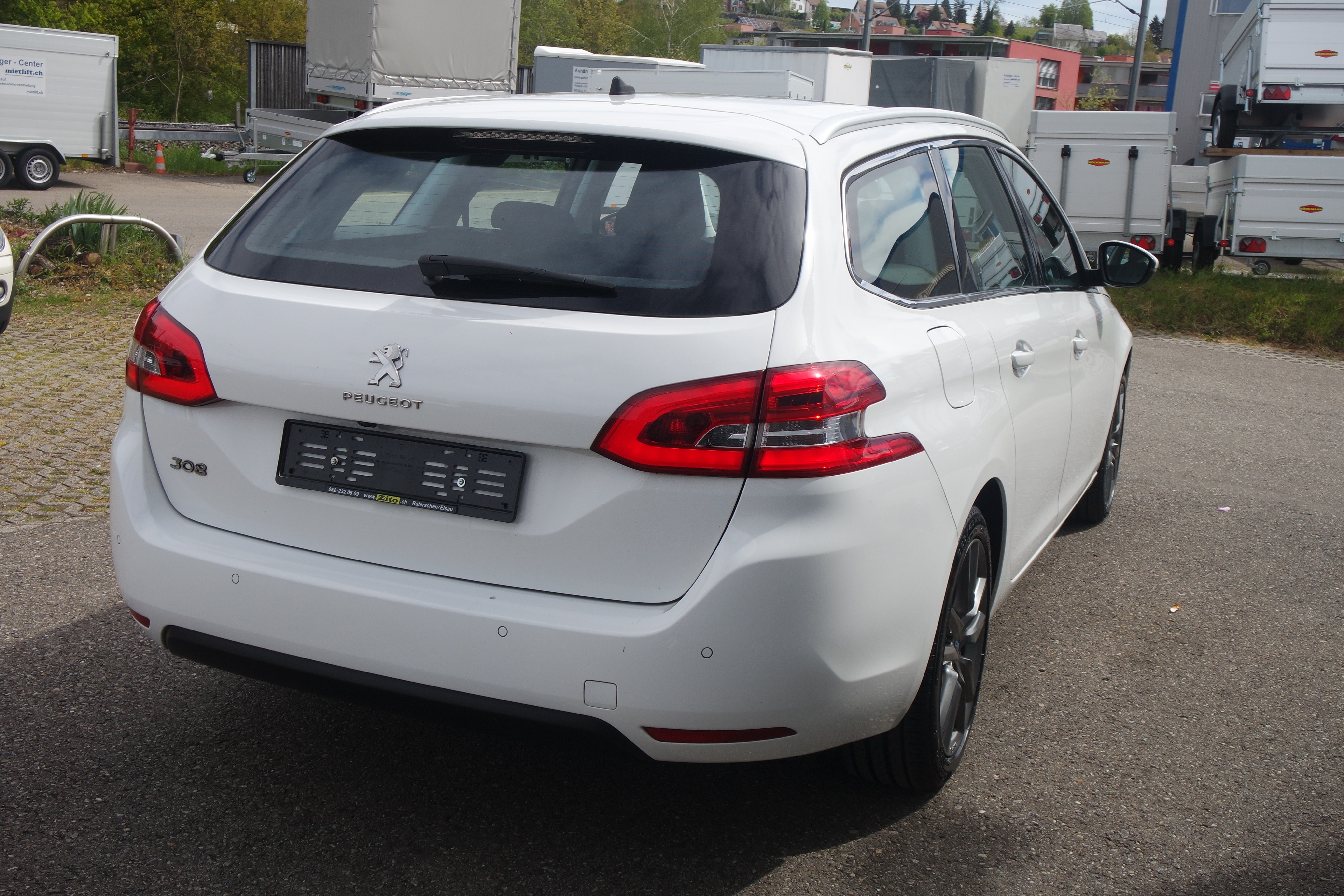 PEUGEOT 308 SW 1.5 BlueHDI Allure EAT8