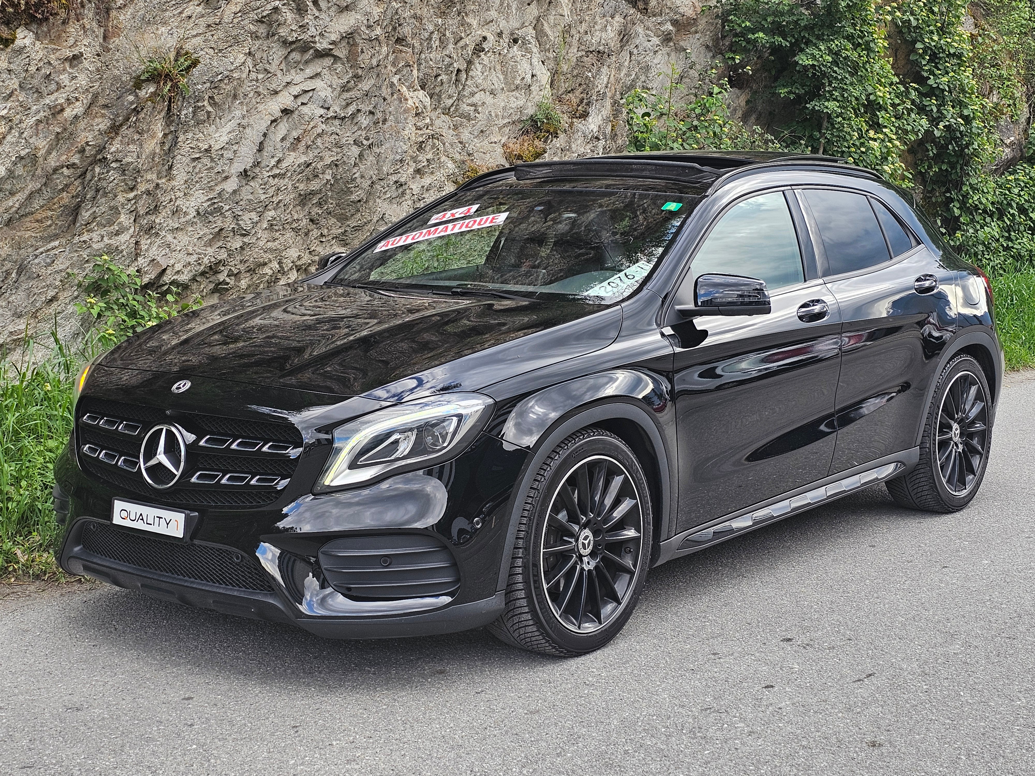 MERCEDES-BENZ GLA 220 AMG Line 4Matic 7G-DCT