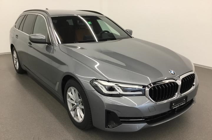 BMW 520d xDrive 48V Touring Steptronic FACELIFT