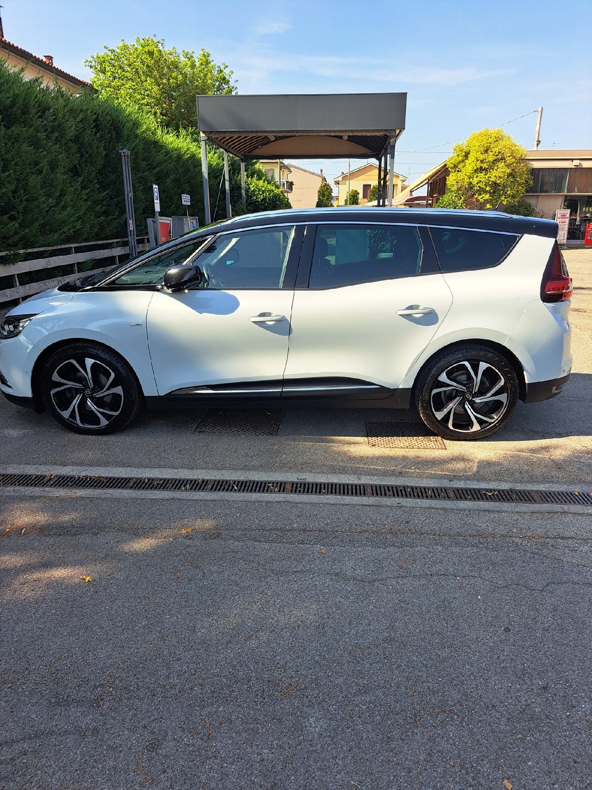 RENAULT Grand Scénic 1.6 dCi Bose EDC